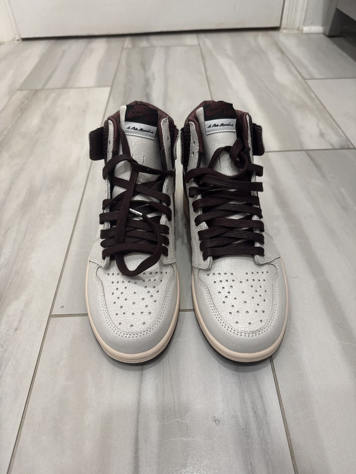 Nike Nike Air Jordan 1 Retro High OG A Ma Maniére sneaker Size US 7.5 / EU 40-41 - 3 Thumbnail