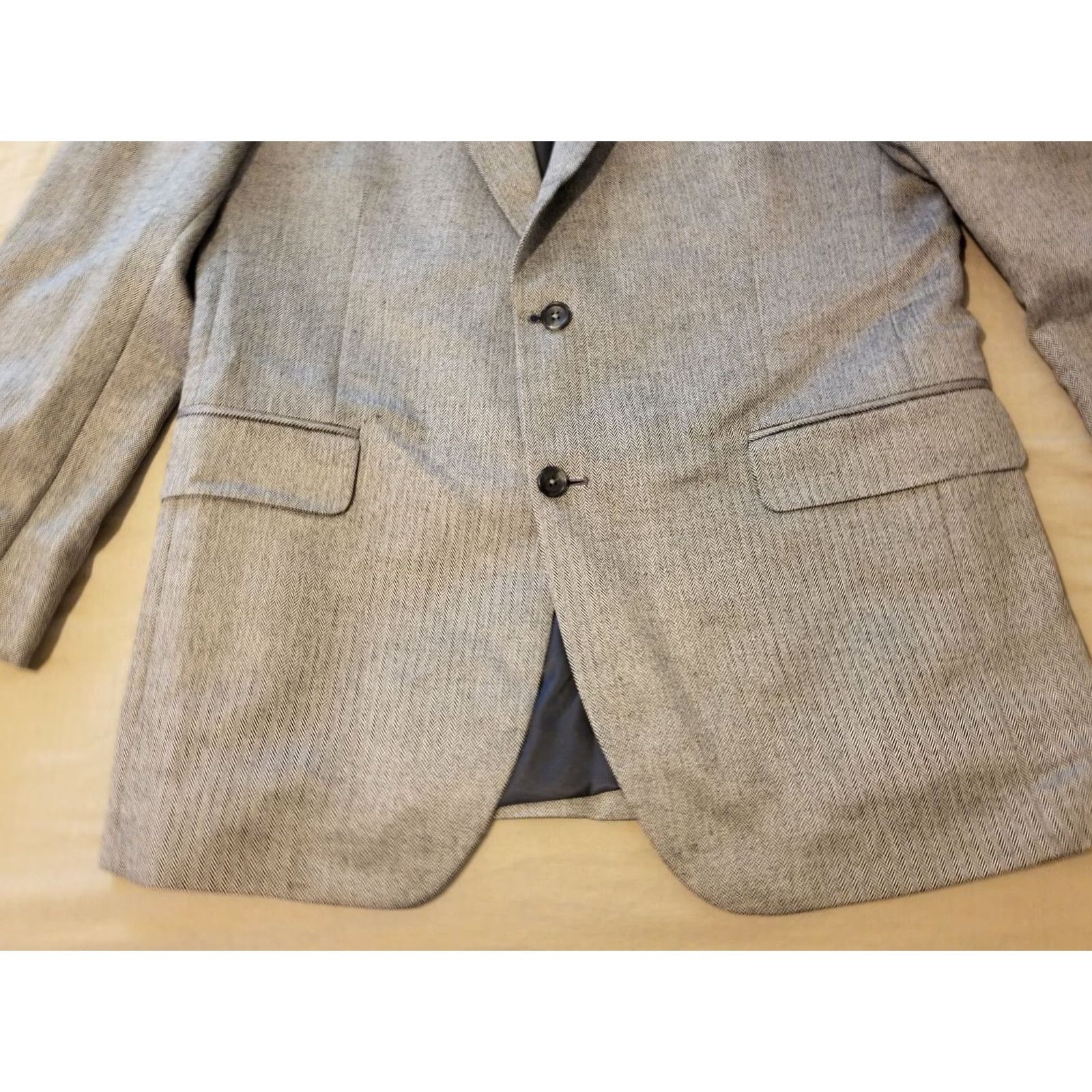Jos. A. Bank Jos. A. Bank Silk Sports Jacket Blazer 41R Grey Gray Mens 3-in-1 Jacket Blazer Silk Gray Size 42R - 2 Thumbnail