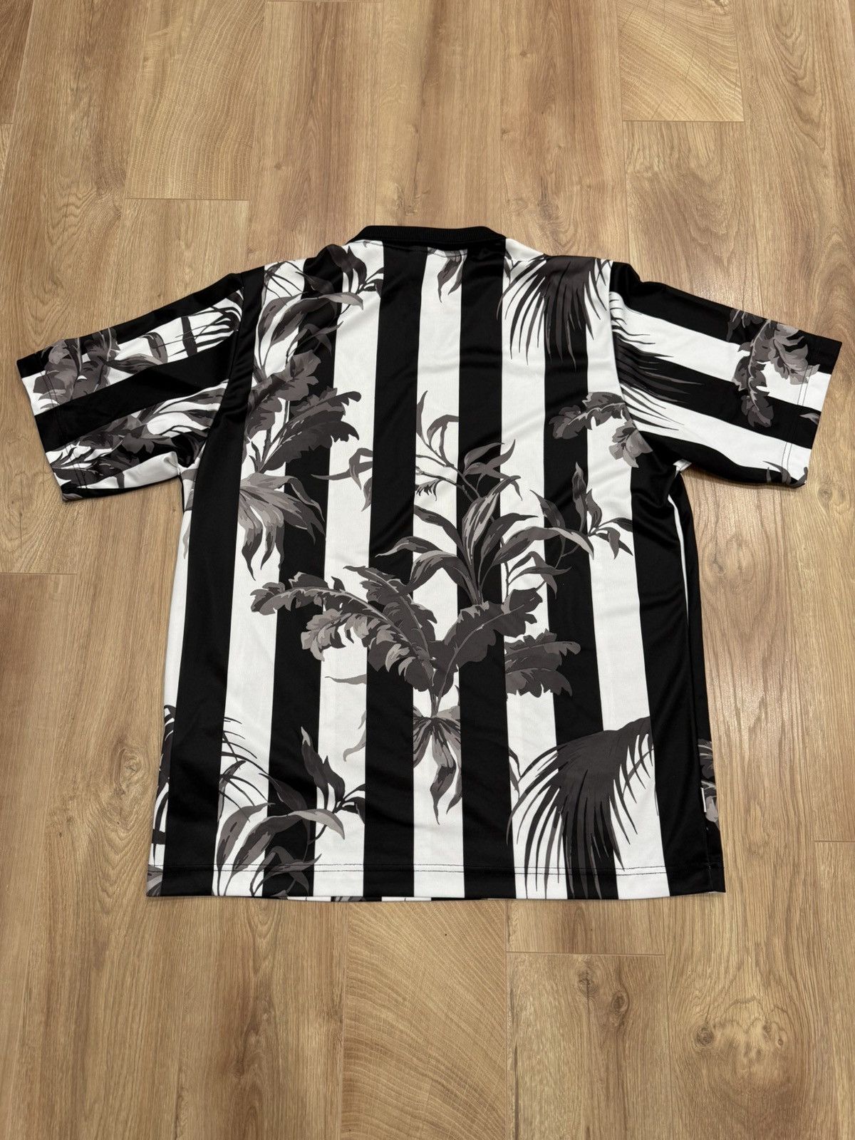 Nike Nike NSW Floral Jersey Size US L / EU 52-54 / 3 - 2 Thumbnail