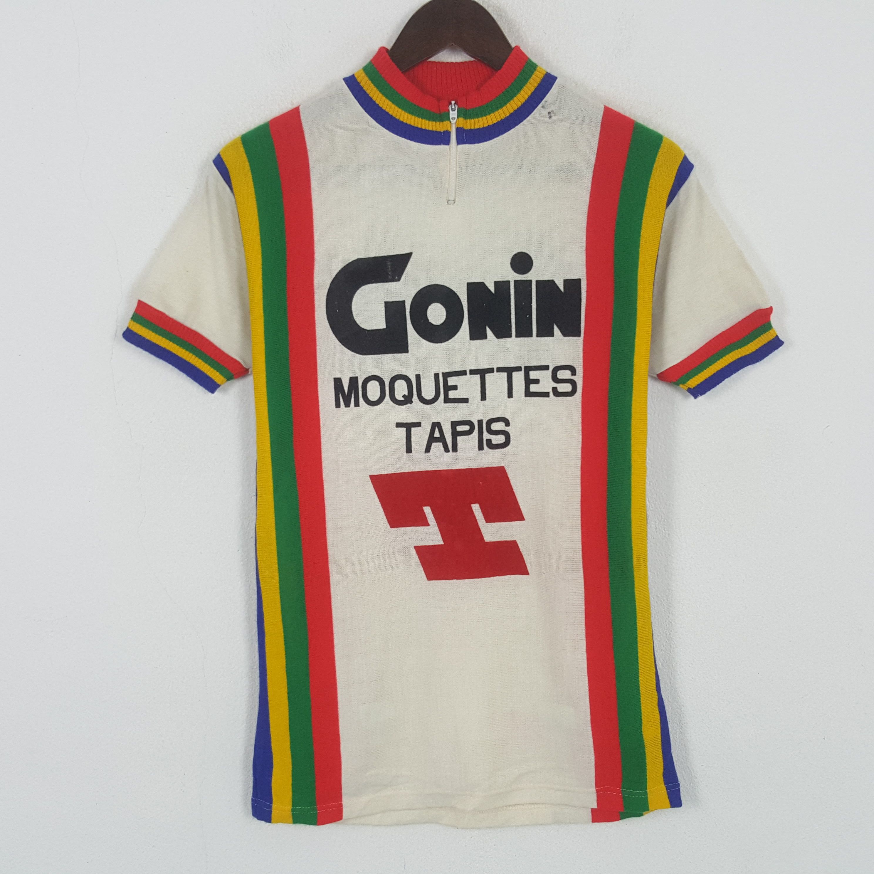 Other Vintage Gonin Moquettes Tapis Cycling Team T-shirt Size US S / EU 44-46 / 1 - 1 Thumbnail