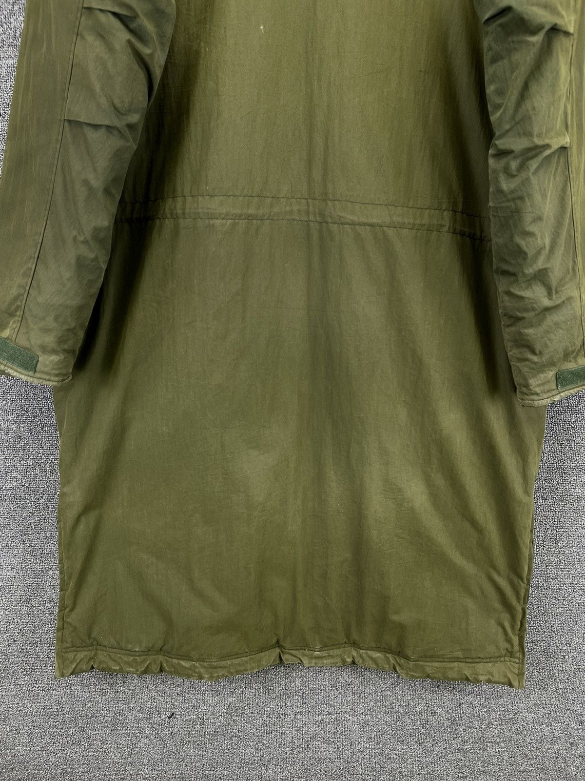 L.L. Bean Vintage L.L. Bean Military Army Trashed Long Jacket Size US M / EU 48-50 / 2 - 15 Thumbnail