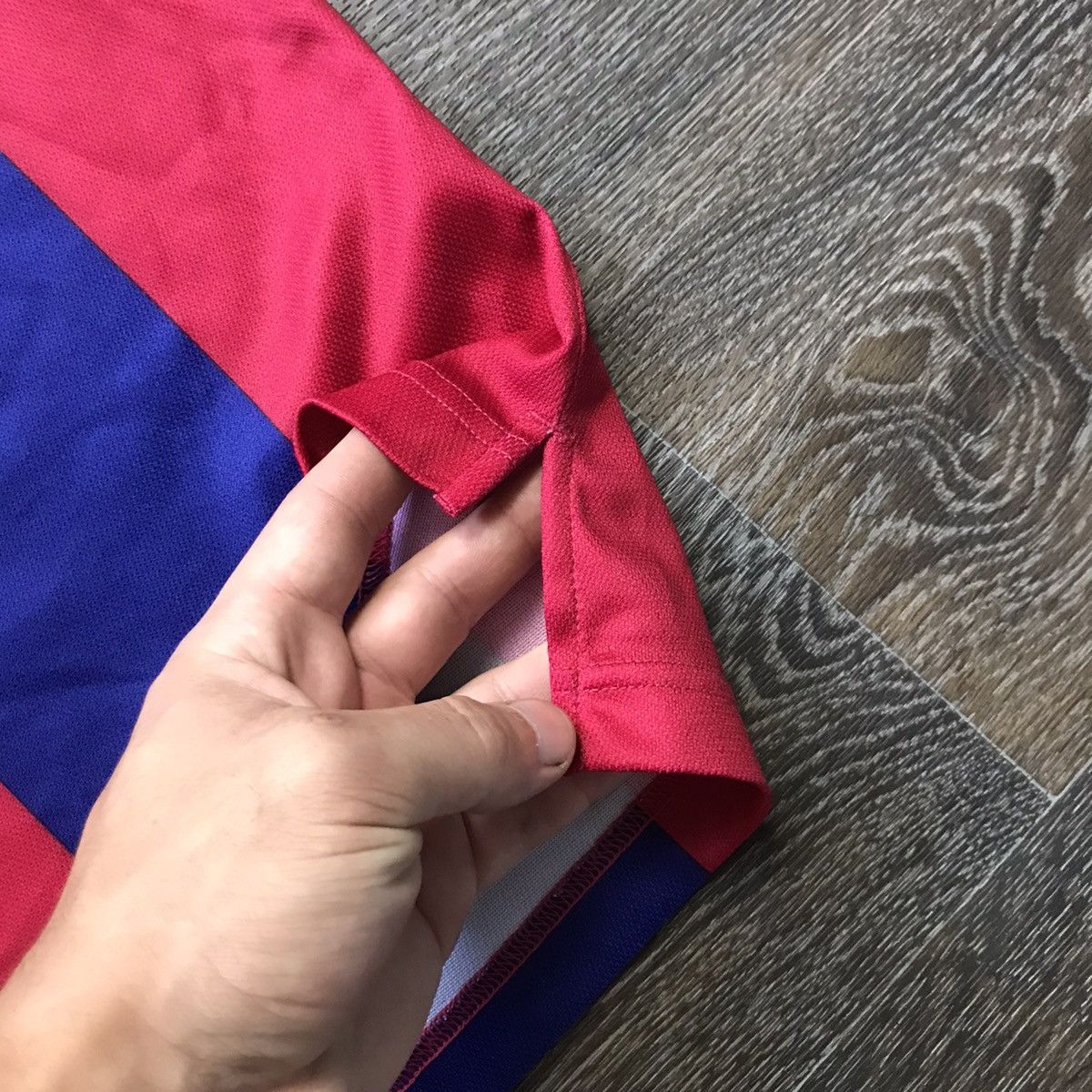 Nike × Vintage Nike Barcelona 2001/2002 Soccer Jersey Away Football Shirt Size US S / EU 44-46 / 1 - 8 Thumbnail