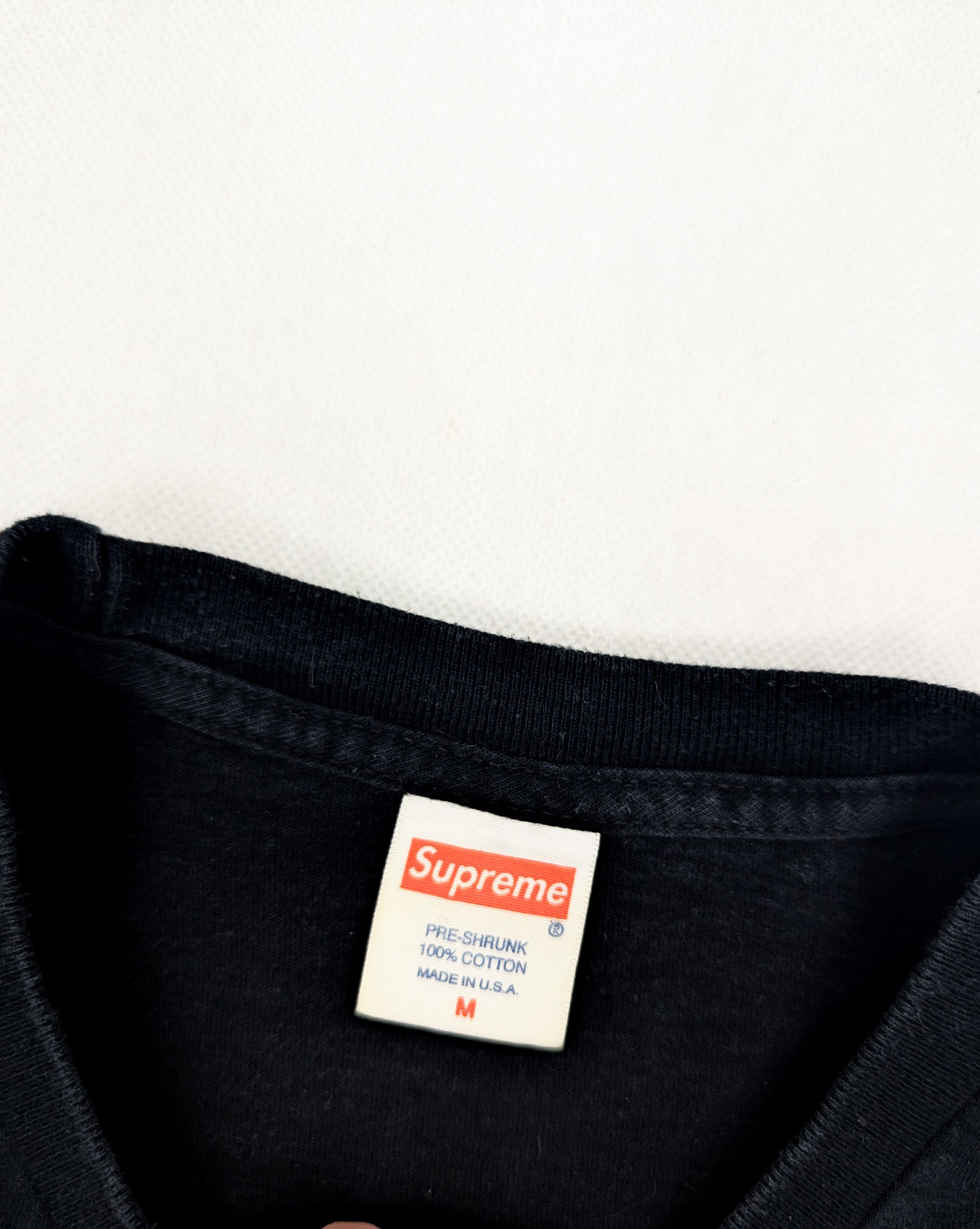 Supreme Supreme is unamerican M t-shirt tee Size US M / EU 48-50 / 2 - 3 Thumbnail