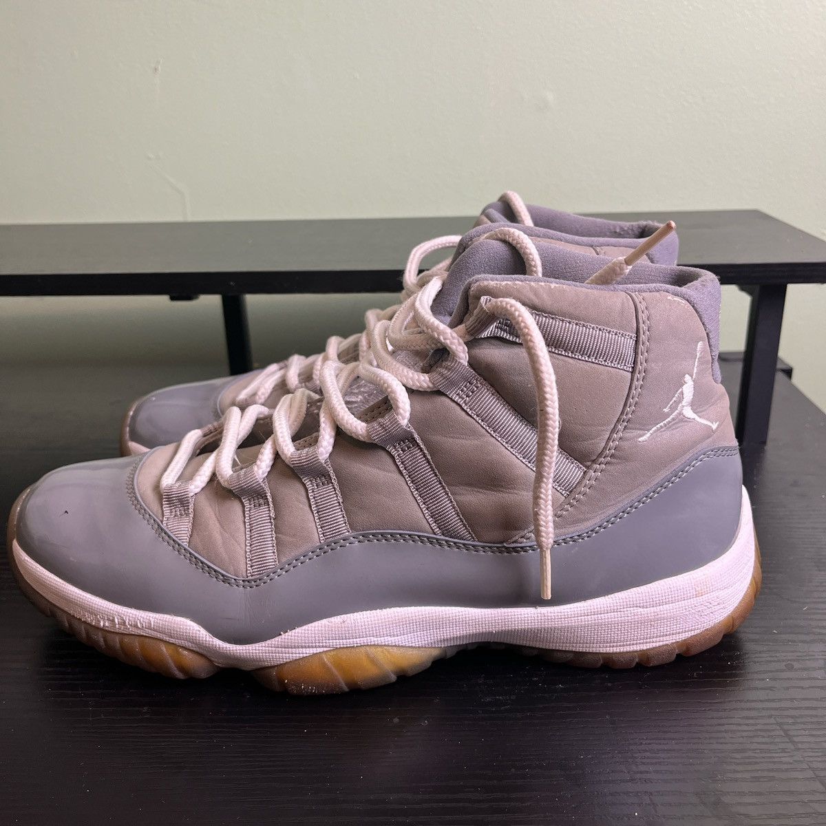 Jordan Brand 2010 cool grey 11s Size US 10.5 / EU 43-44 - 2 Thumbnail