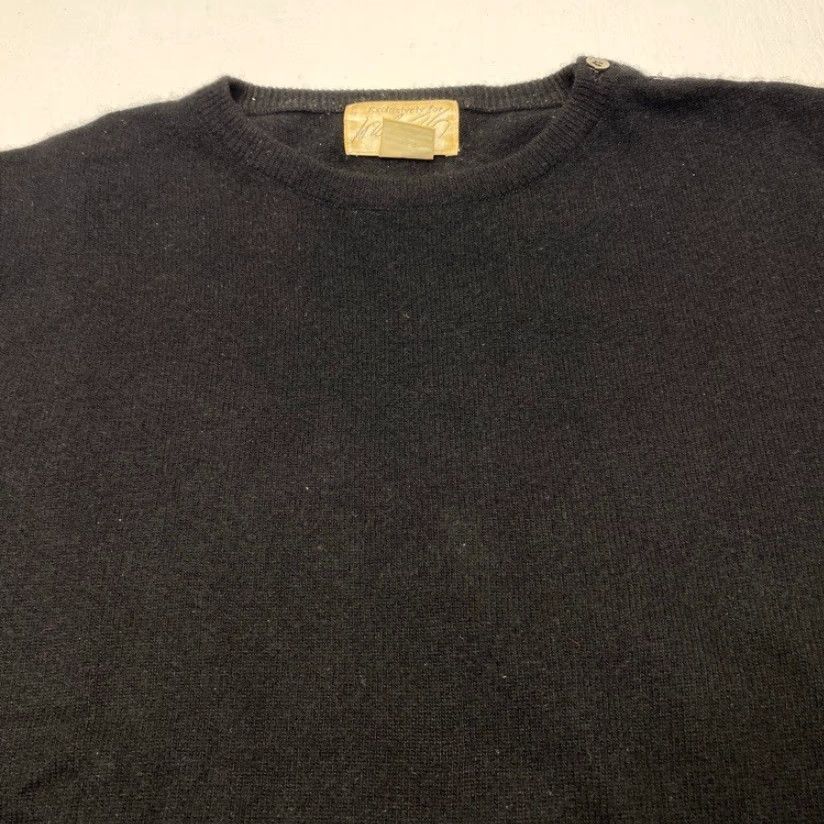 Lord & Taylor LORD & TAYLOR Cashmere Sweater Large Black Round Neck Pullover Button Shoulder Ladies Size L / US 10 / IT 46 - 5 Thumbnail