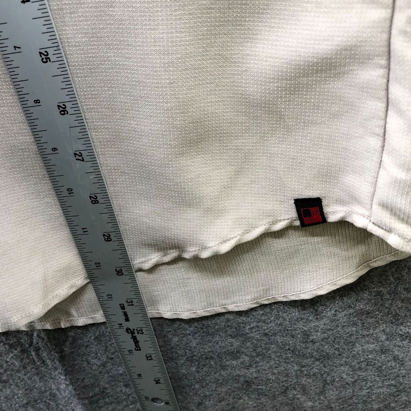 Vintage Woolrich Shirt Mens L Beige Pocket Button-Down Short Sleeve Silky Knit Casual Pocketed Button Up Camp Outdoors Regular Sleeve Size US L / EU 52-54 / 3 - 7 Thumbnail