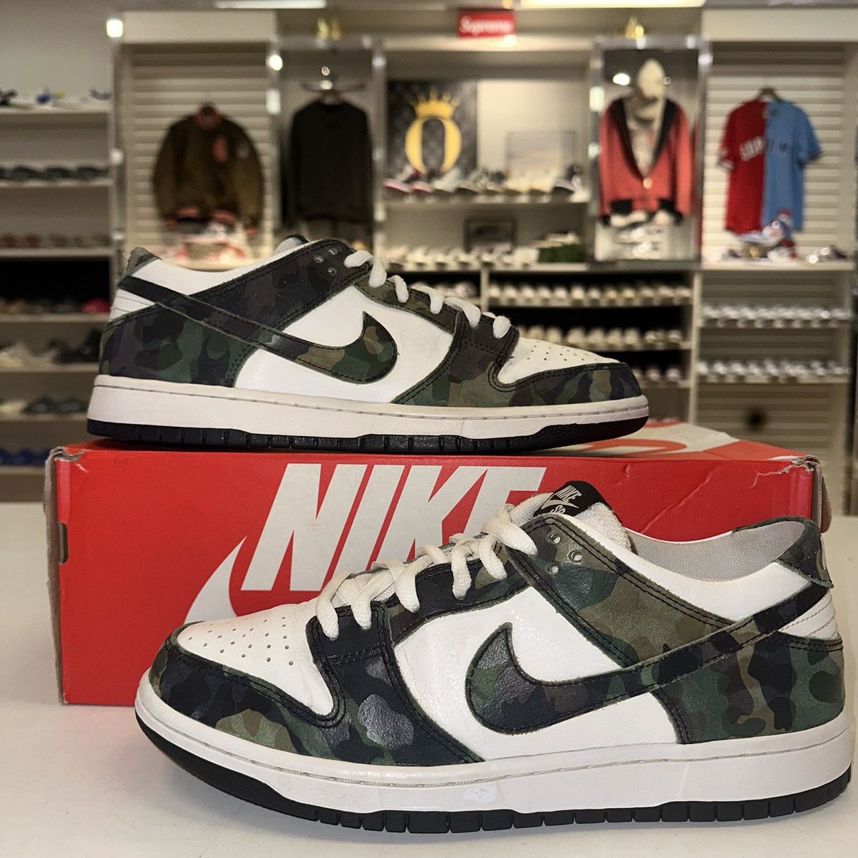 image of Size 9.5 - Nike Sb Zoom Dunk Low Pro Legion Camo Green Shoes, Men's