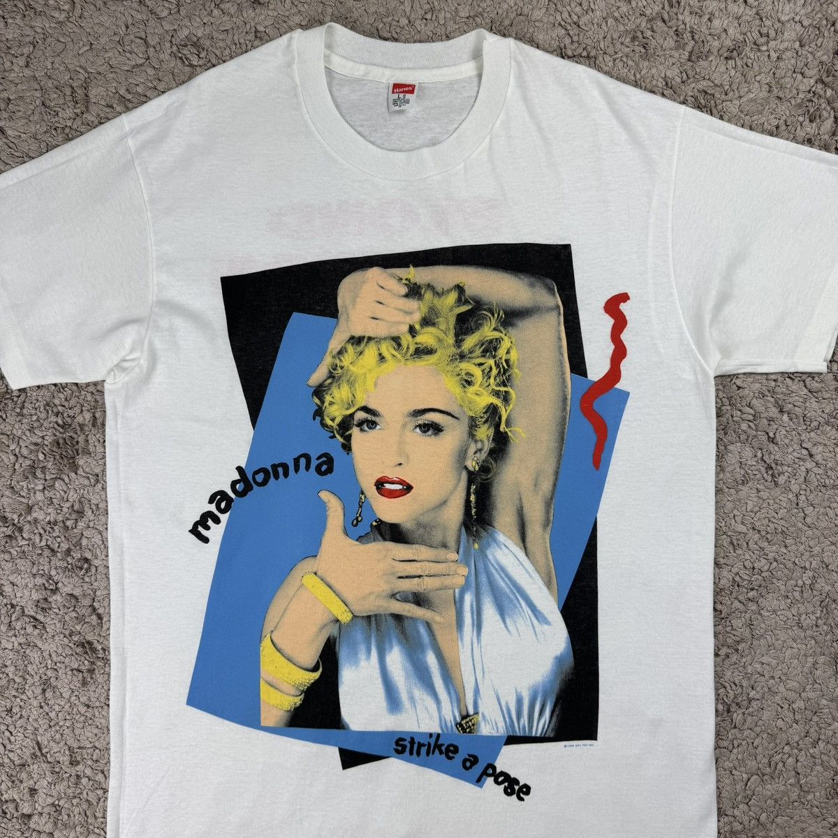 Band Tees Vintage 90s Madonna Blond Ambition Tour T-shirt Size US L / EU 52-54 / 3 - 5 Thumbnail