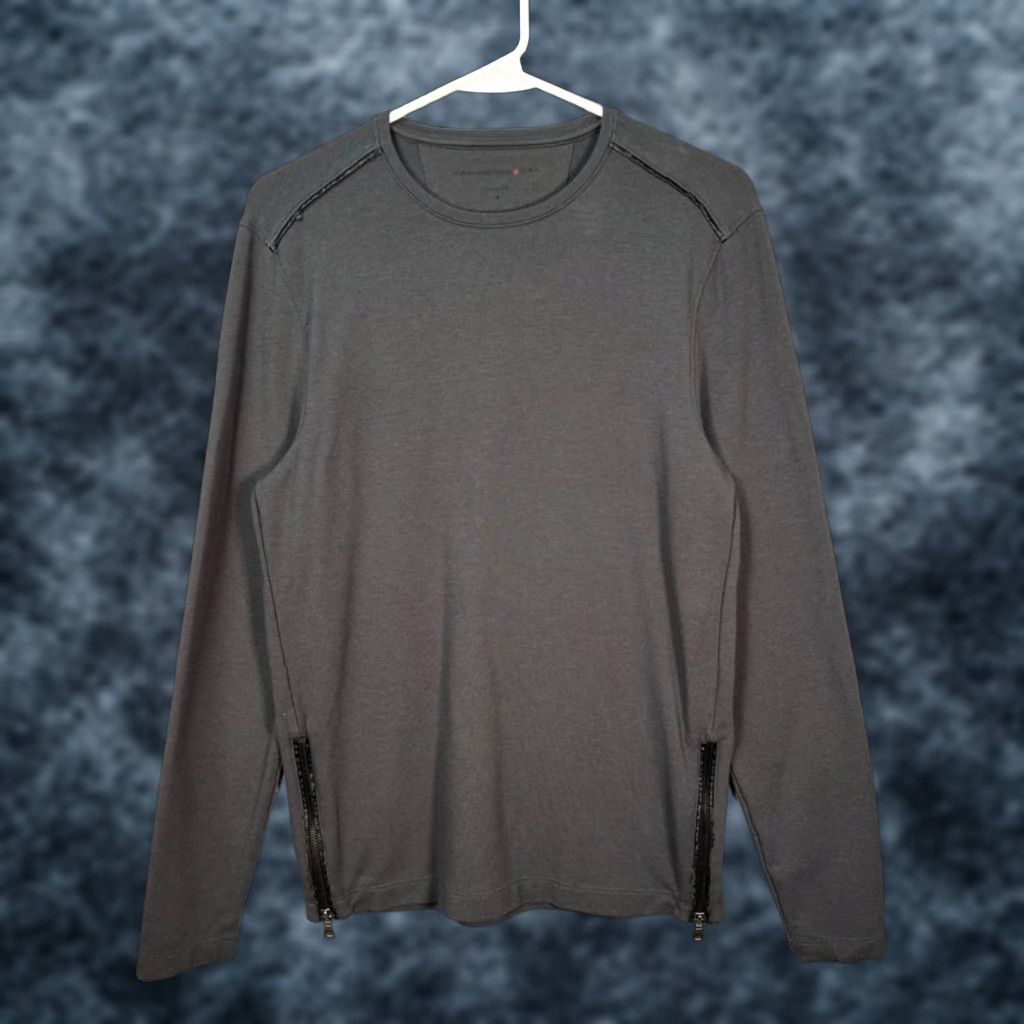 John Varvatos John Varvatos Gray Long Sleeve Shirt Mens Size Small Zipper Details Cotton Modal Crew Neck Shirt (Vintage) Size US S / EU 44-46 / 1 - 1 Thumbnail