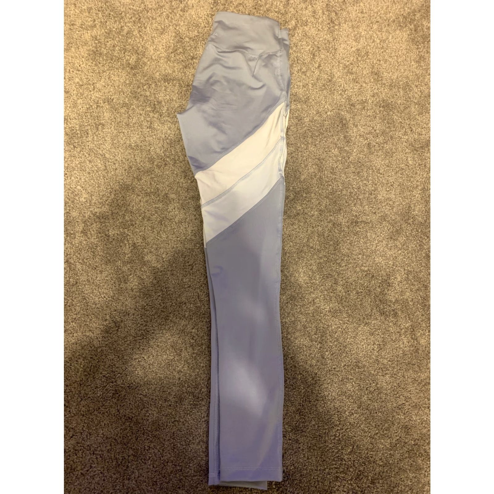 Bcbgmaxazria Max Azria BCBG Leggings Colorblock High Waist S Womens Multicolor Moisture Wicking Pockets Stretch Activewear Athletic Eventide Blue Size 28" / US 6 / IT 42 - 5 Thumbnail