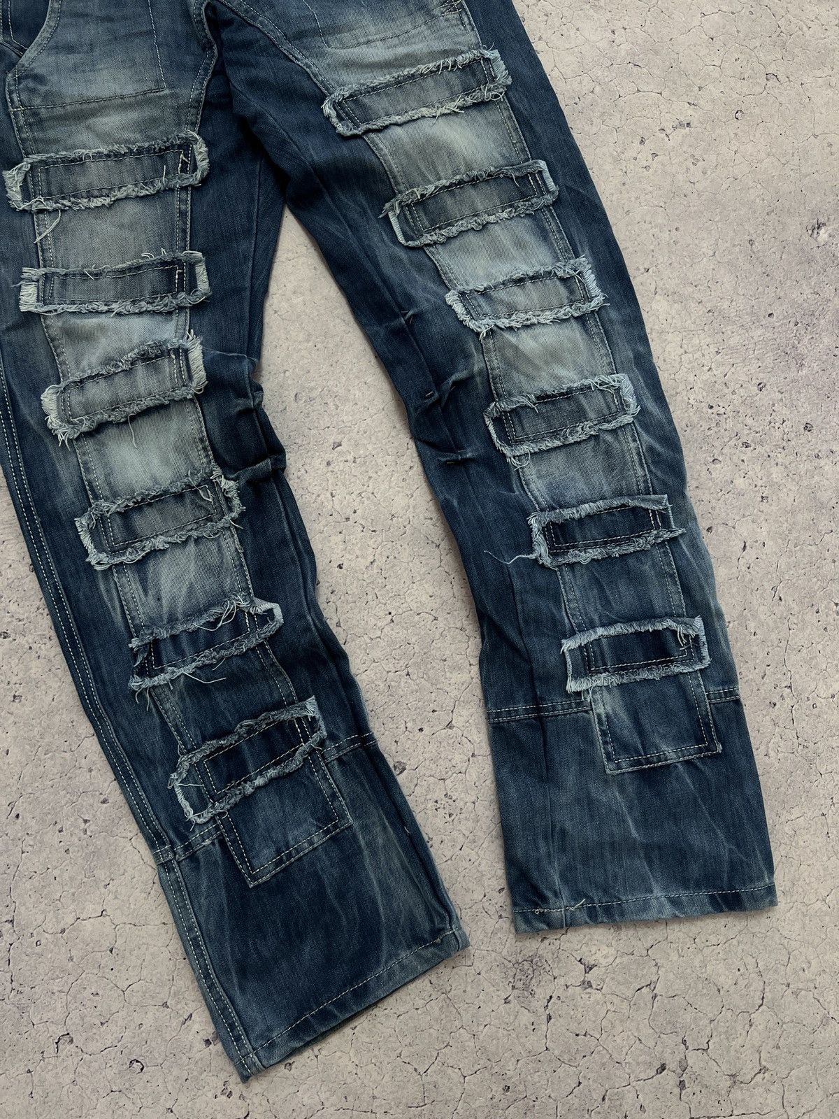 Other DISTRESSED DENIM VINTAGE PANTS FADED DIRTY CRASHED OPIUM Size US 30 / EU 46 - 7 Thumbnail