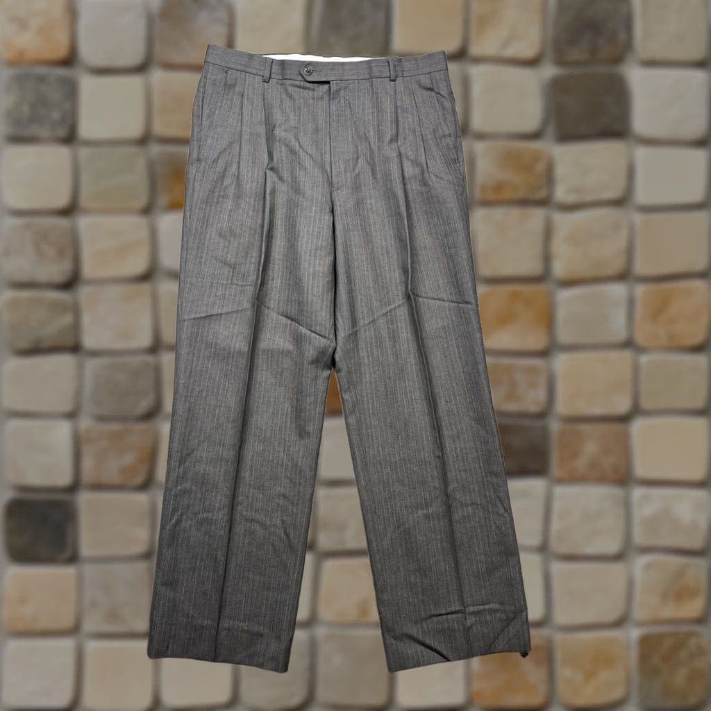 Stafford VINTAGE Stafford Dress Pants Mens 32 Gray 90s Pleated Trousers Size 32x30 grey brown stripe Size US 32 / EU 48 - 1 Thumbnail