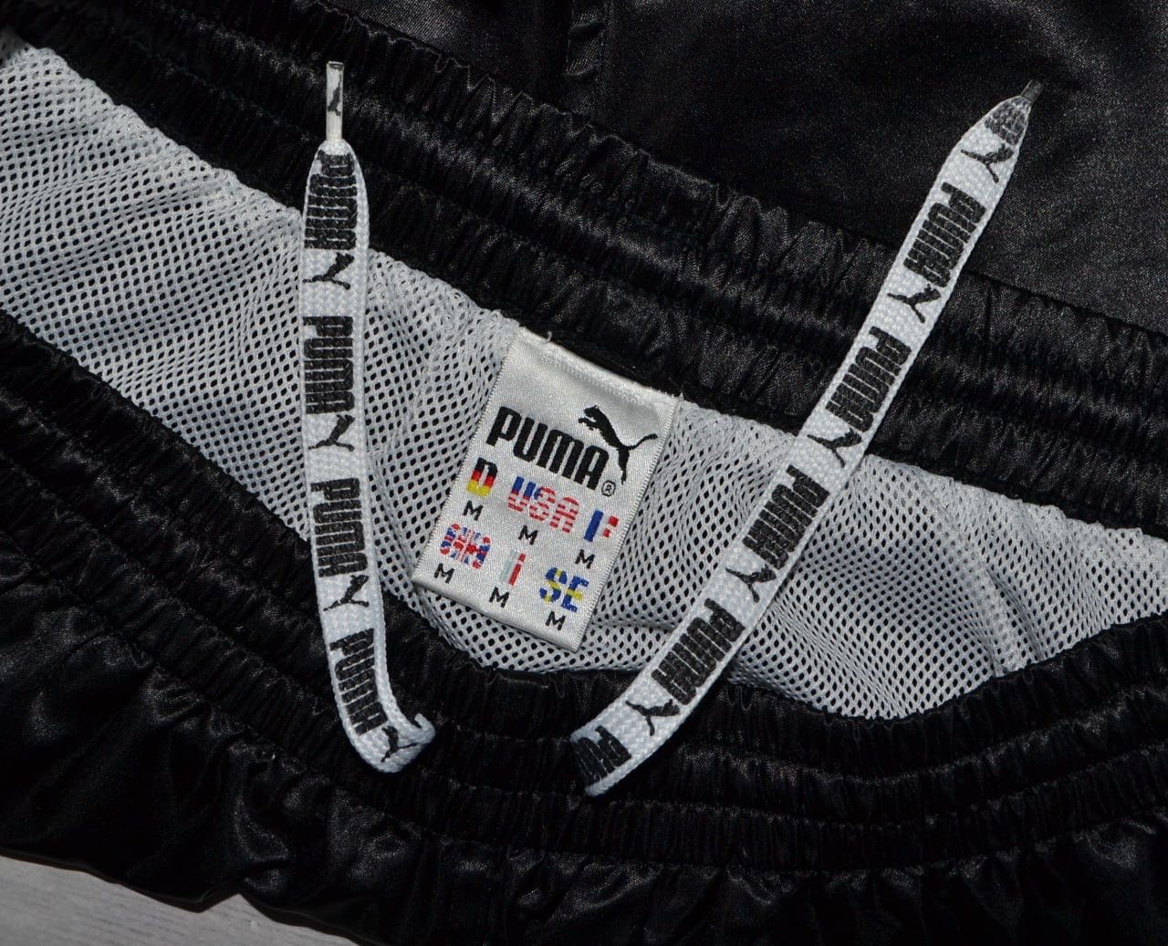 Puma Vintage Puma Shorts Black USA Size M Size US 32 / EU 48 - 6 Thumbnail