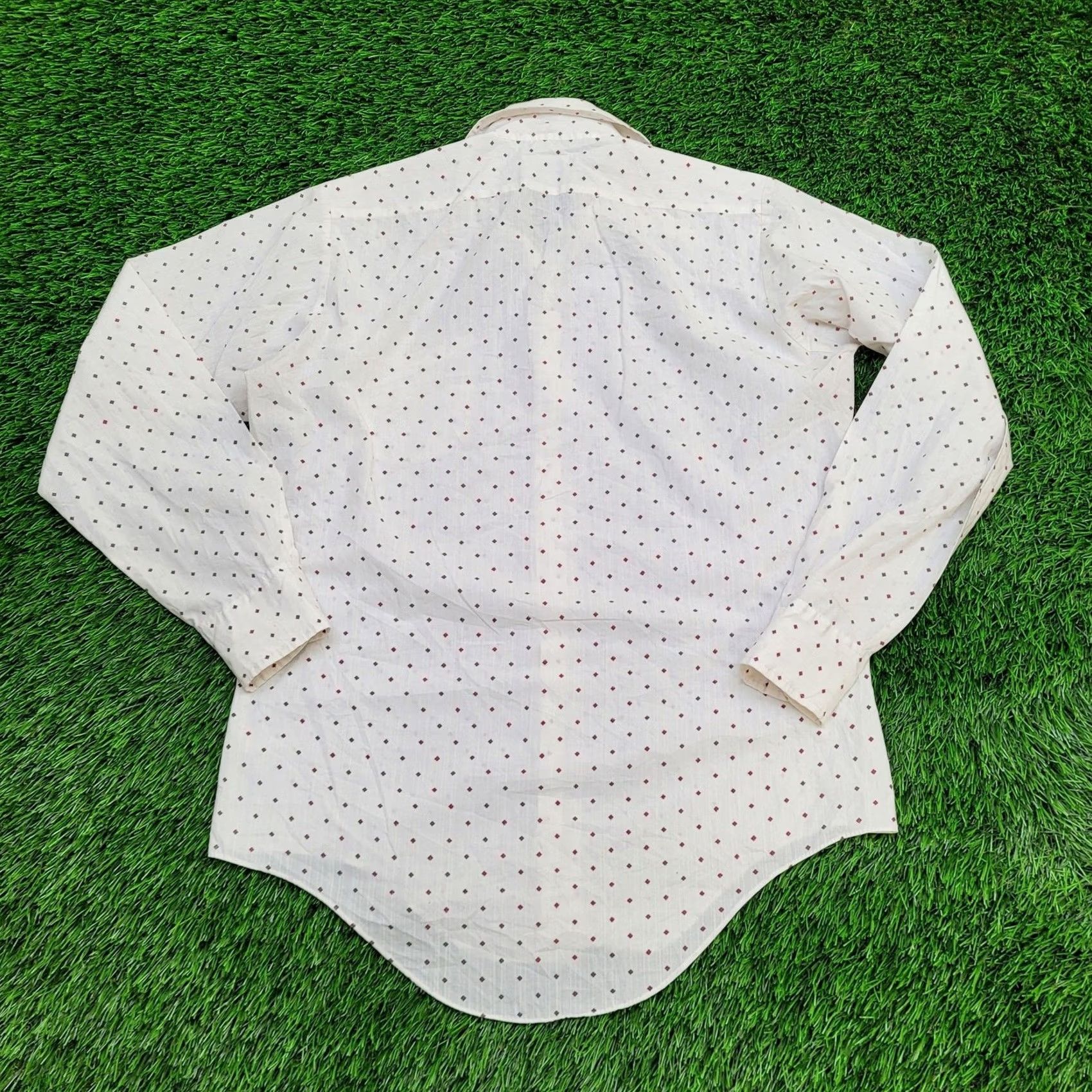 Vintage VINTAGE Pelham Button Shirt Polka-Dot M/L 15 21x30 White Cotton Polyester Button-Up Long Sleeve Collared Mens Size US L / EU 52-54 / 3 - 2 Thumbnail