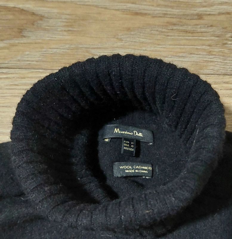 Massimo Dutti 95% wool 5% cashmere sweater turtleneck jumper black vintage Size XS / US 0-2 / IT 36-38 - 3 Thumbnail