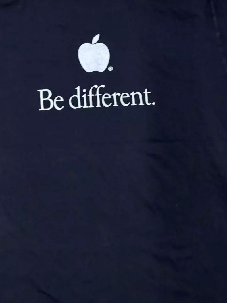 Balenciaga Balenciaga Be Different Graphic TShirt-2505 Size US S / EU 44-46 / 1 - 3 Thumbnail
