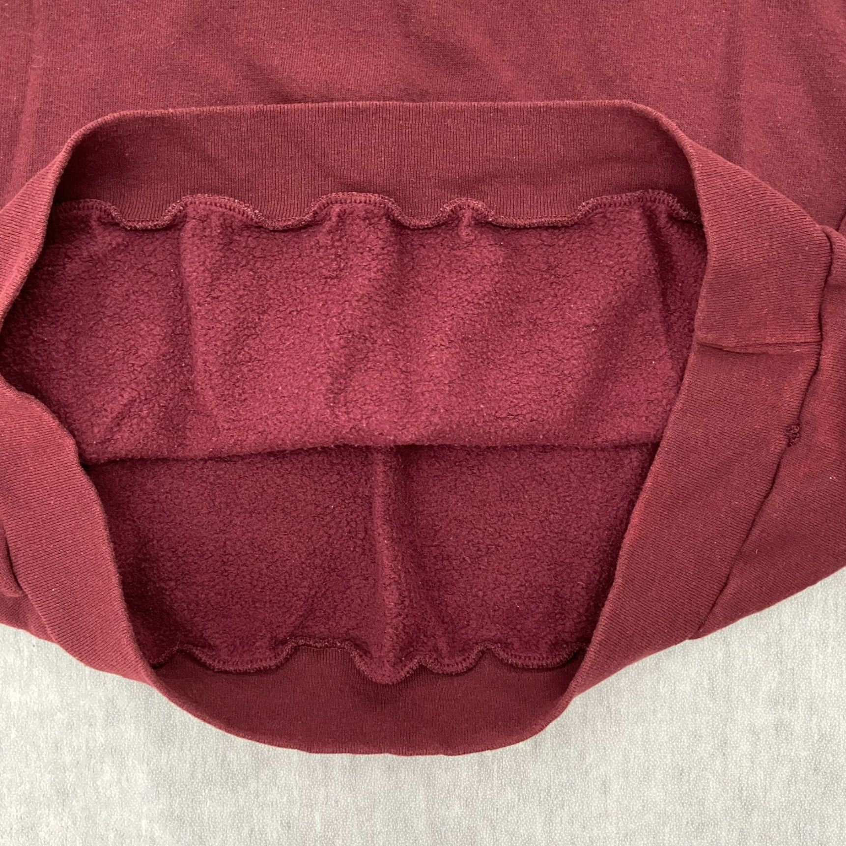 Vintage VINTAGE Santee Sweatshirt Pullover Maroon Adult XL Crew Neck 90s Gothic Funny Logo Cotton Blend Size US XL / EU 56 / 4 - 4 Thumbnail