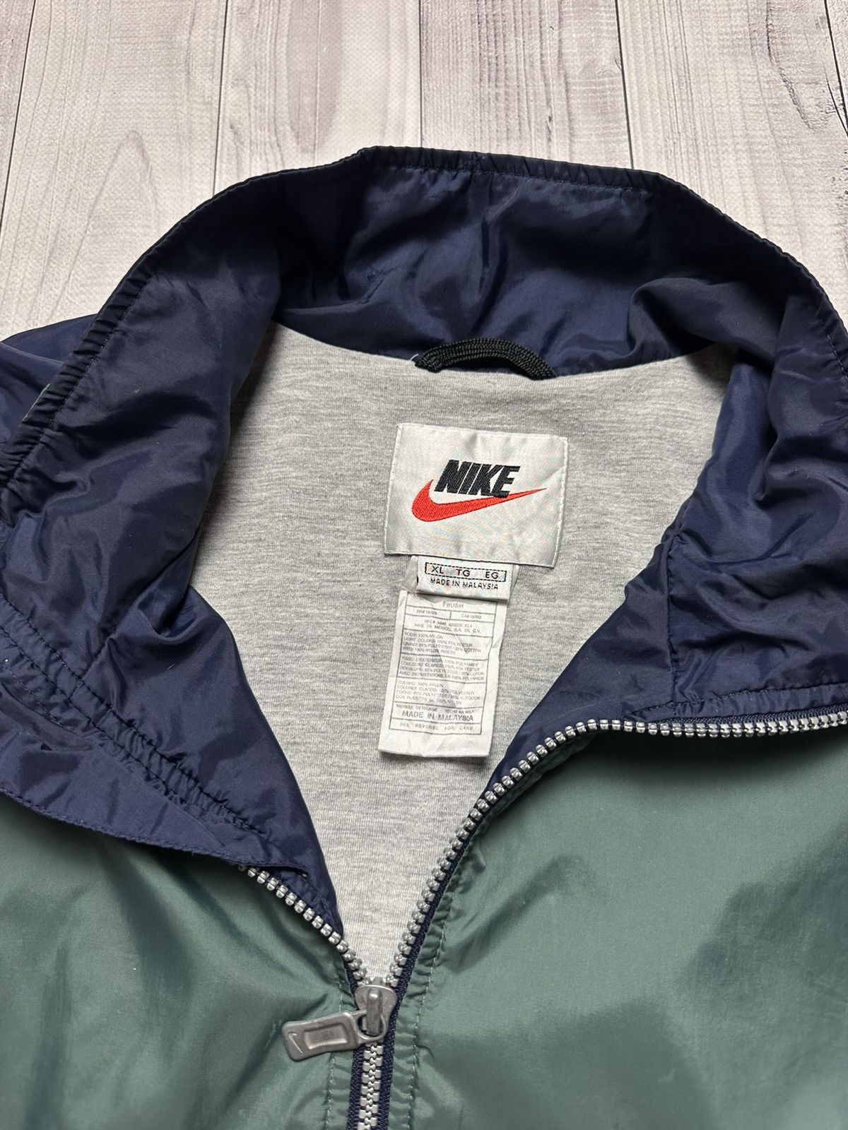 Nike × Vintage Vintage Nike Jacket anorak logo size XL green Size US XL / EU 56 / 4 - 8 Thumbnail