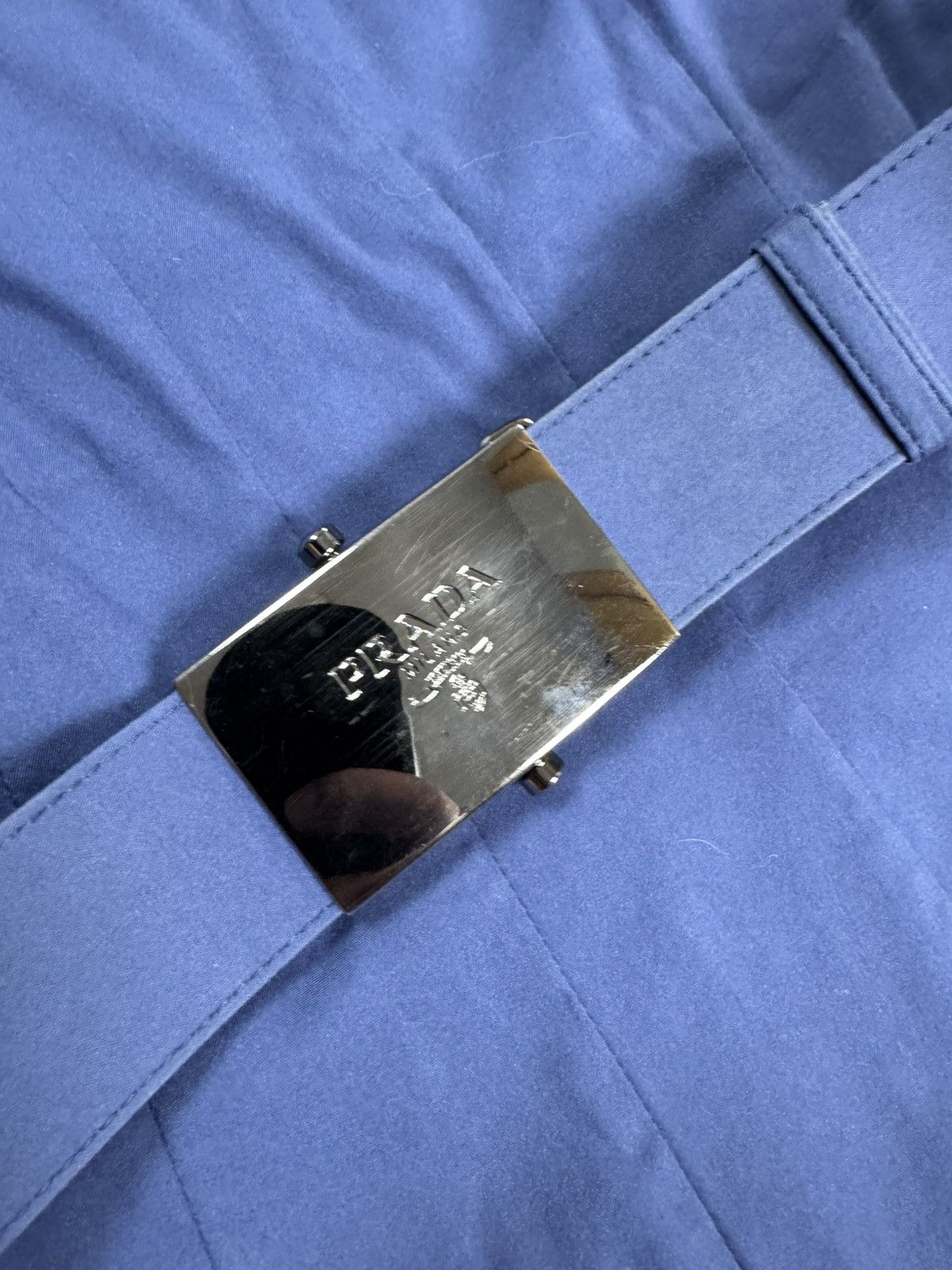 Prada Prada With a Metal Plaque Size M / US 6-8 / IT 42-44 - 2 Thumbnail