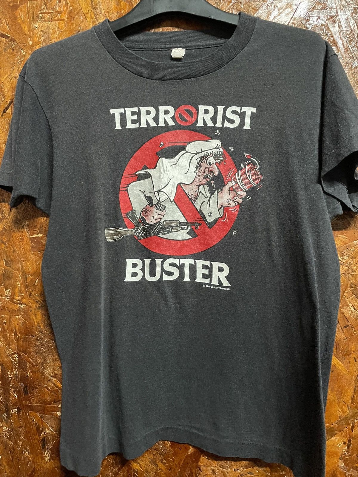 Vintage T shirt terrorist buster vintage Size US S / EU 44-46 / 1 - 1 Thumbnail