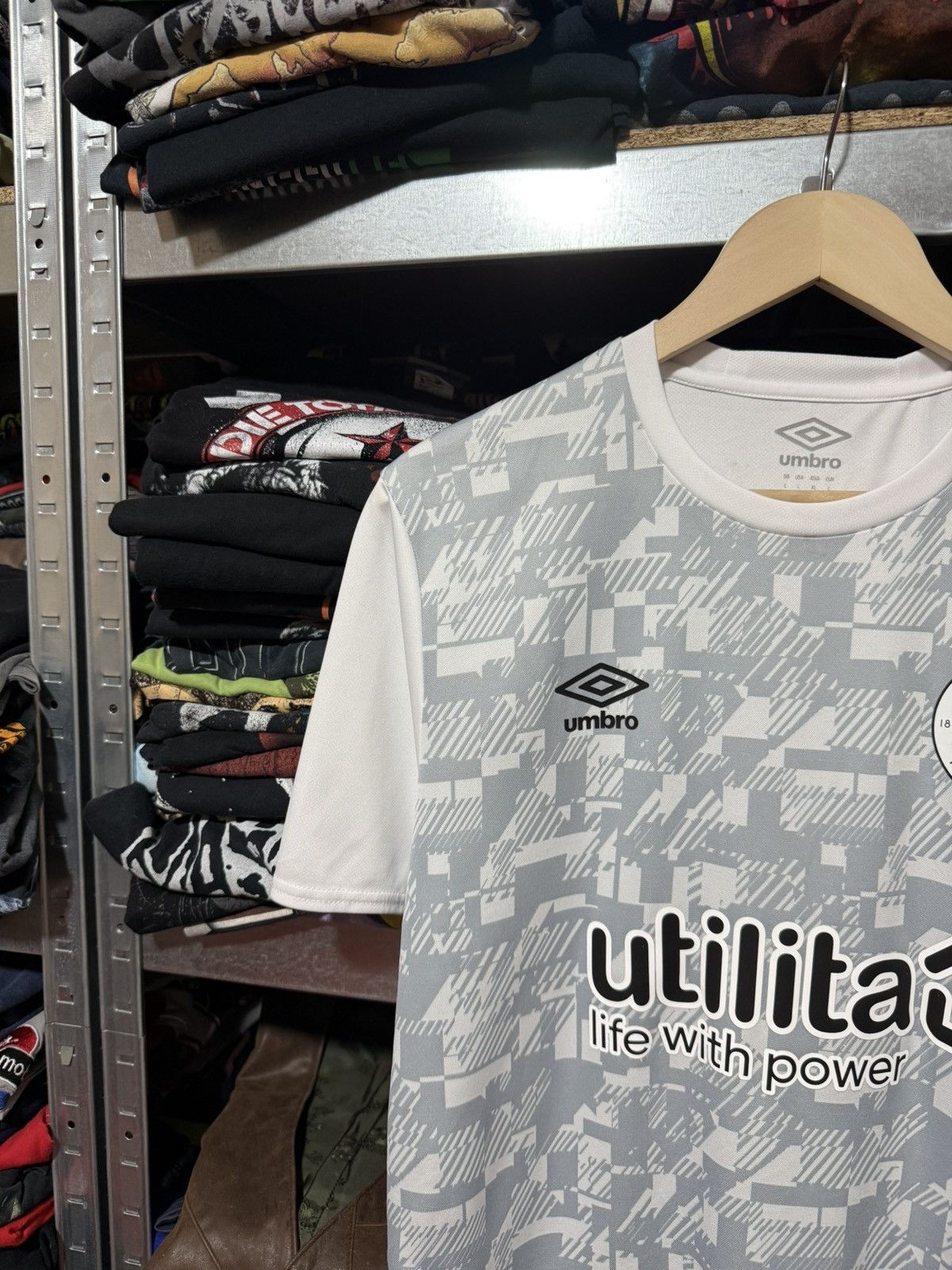 Umbro Umbro Brentford FC 2022 2023 Football Soccer Jersey Size US XL / EU 56 / 4 - 3 Thumbnail