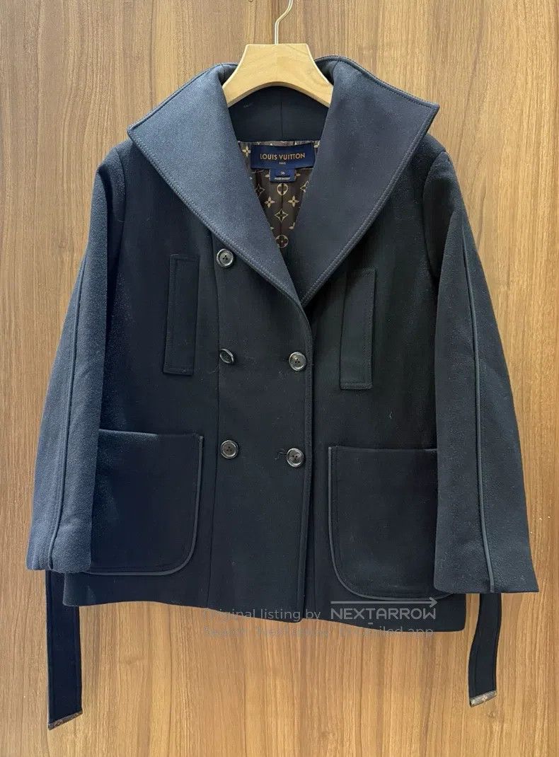 Louis Vuitton Louis Vuitton Black woolen coat Size XS / US 0-2 / IT 36-38 - 1 Thumbnail