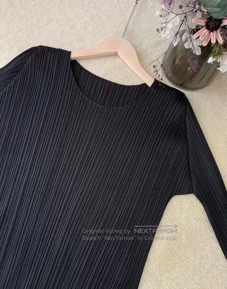 Issey Miyake Issey Miyake Black Ruched Top Size XXL / US 16-18 / IT 52-54 - 4 Thumbnail