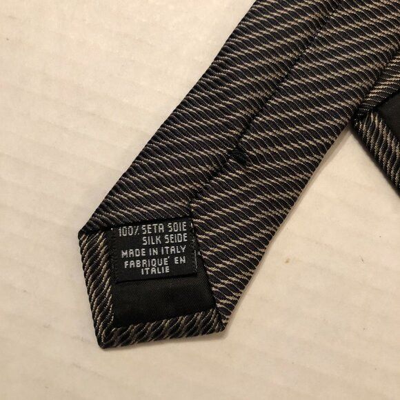 Armani Collezioni ARMANI COLLEZIONI MEN'S NEW SILK TIE 3 1/2" X 60" Size ONE SIZE - 4 Thumbnail