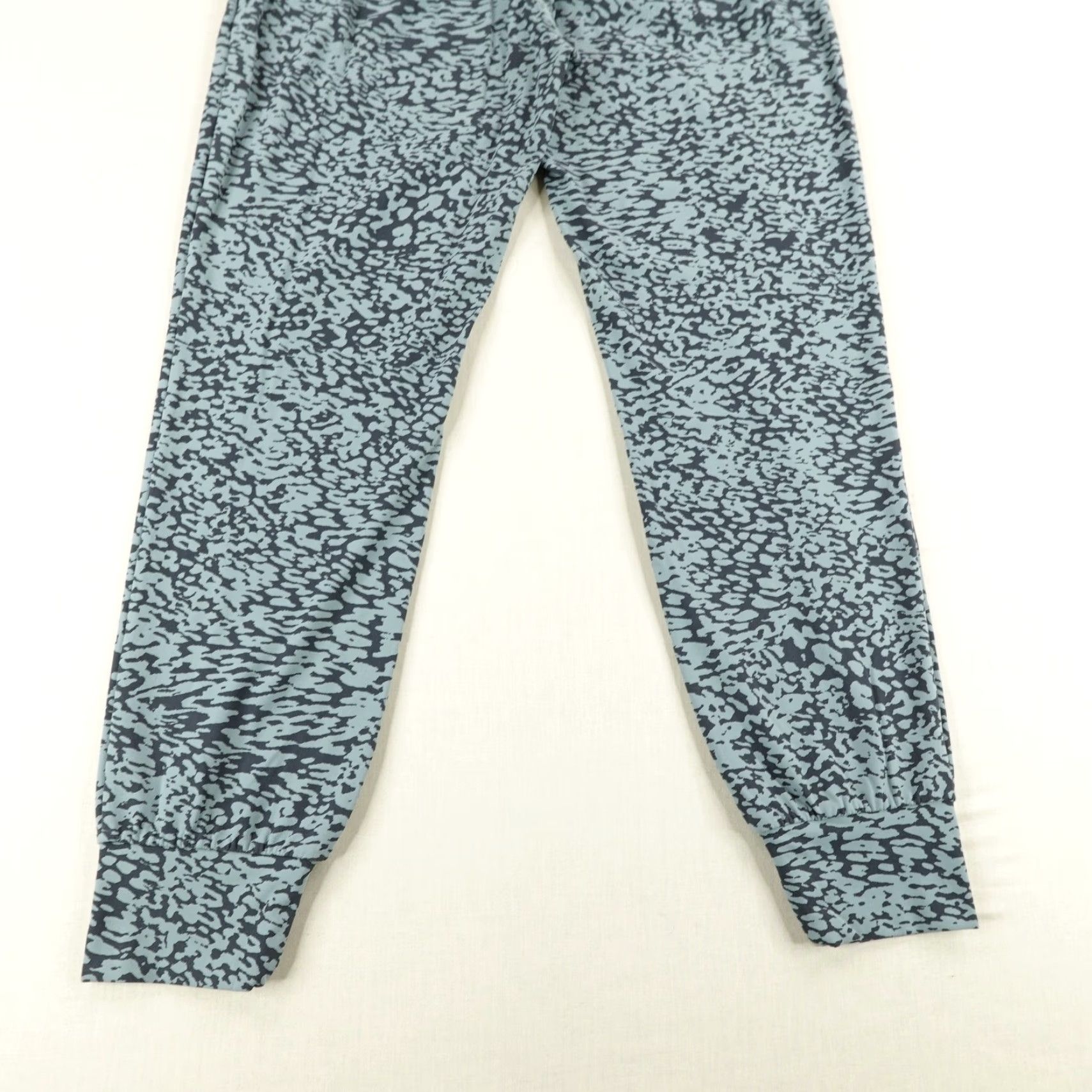 Athleta Athleta Pants Womens Small Blue Black Elation Jogger Animal Print Performance Size 28" / US 6 / IT 42 - 6 Thumbnail