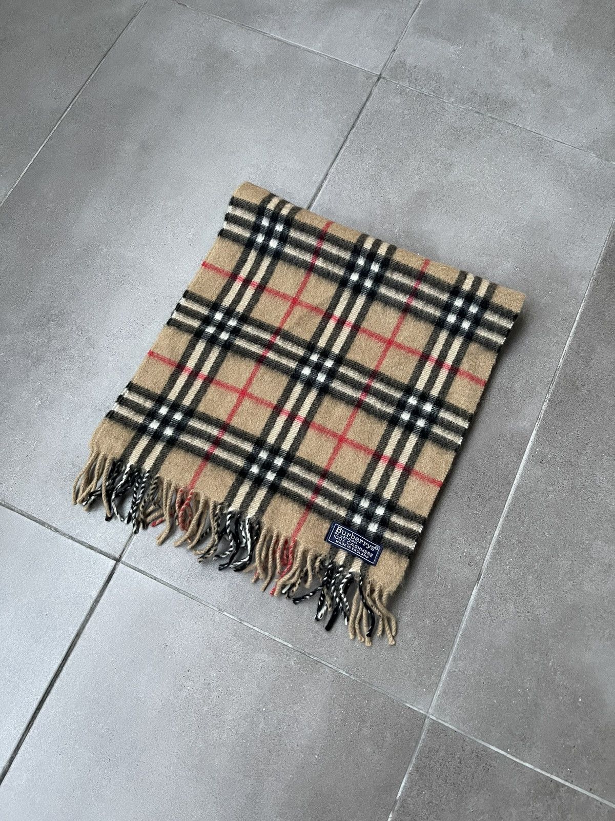 Burberry Burberrys Nova Check Checkered Beige Cashmere Scarf Size ONE SIZE - 2 Thumbnail