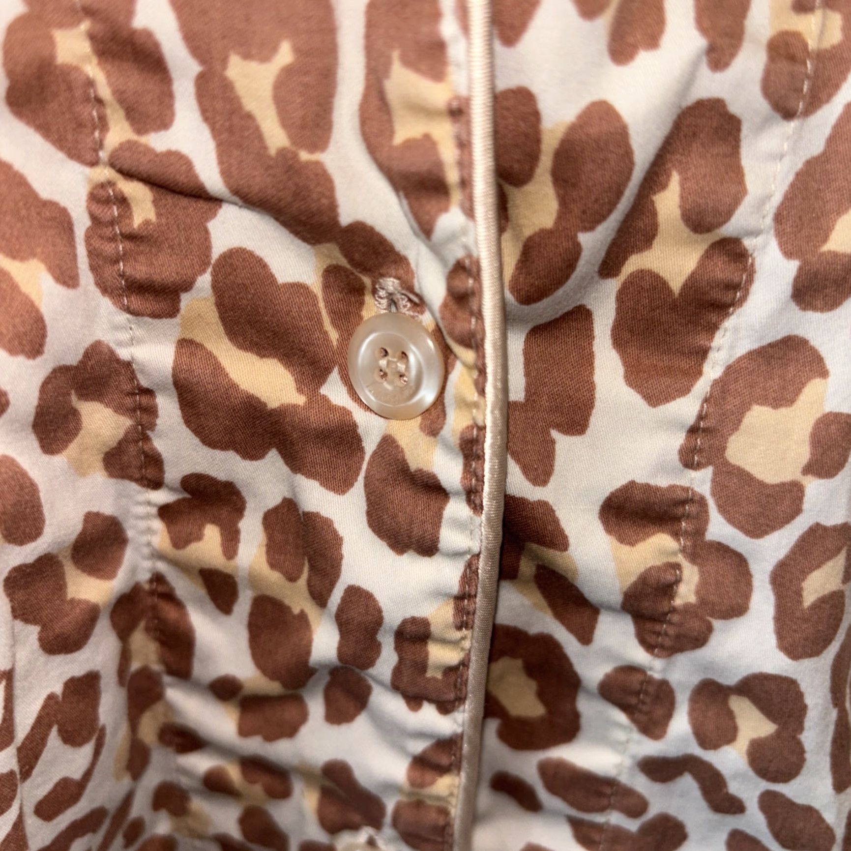 I. Magnin VINTAGE I Magnin Pajama Top Animal Print Long Sleeve Cotton S Size S / US 4 / IT 40 - 5 Thumbnail