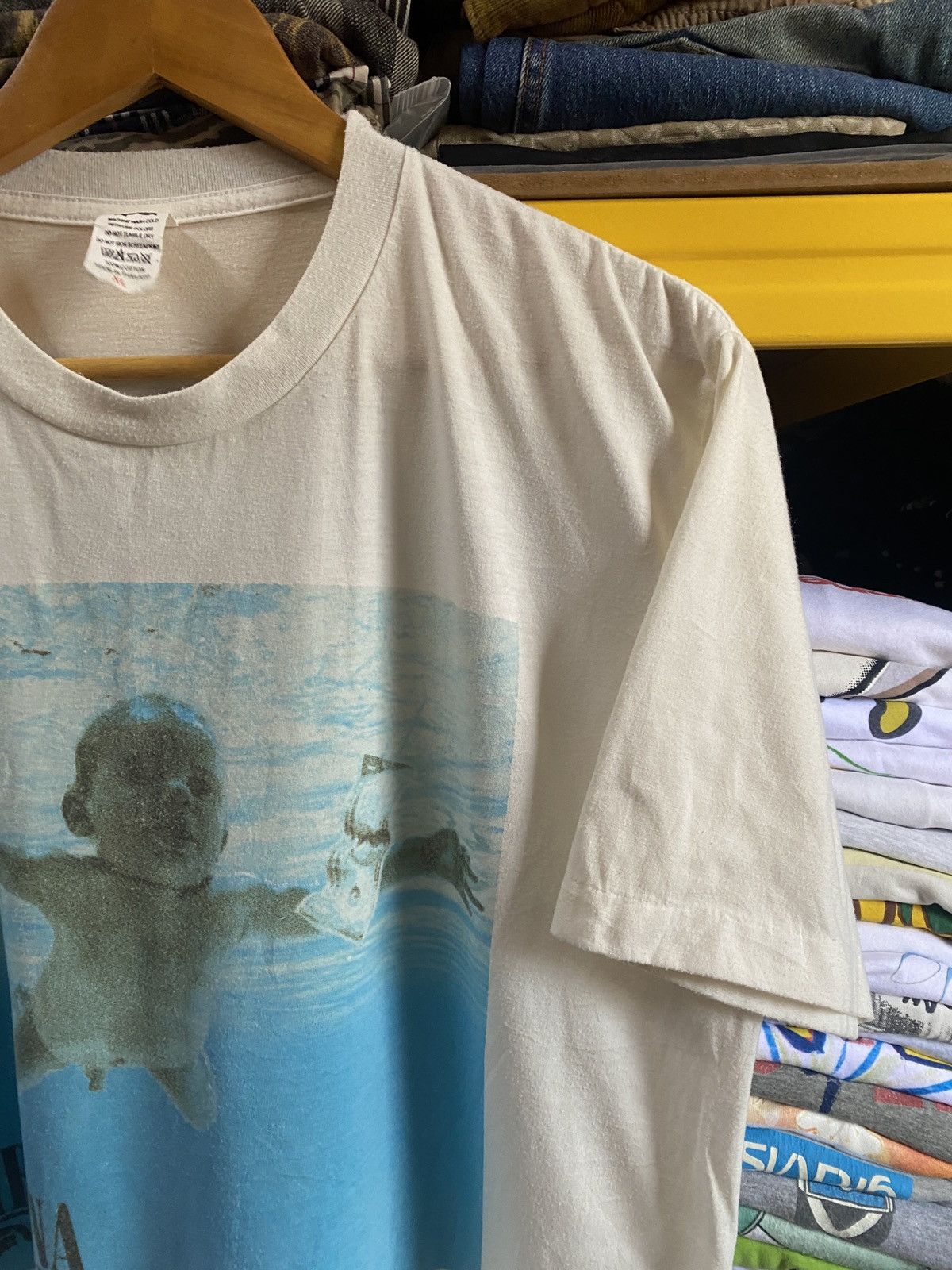 Band Tees × Nirvana × Vintage Vintage Distress NIRVANA “Nevermind” Masterpiece Grunge Tee Size US L / EU 52-54 / 3 - 3 Thumbnail