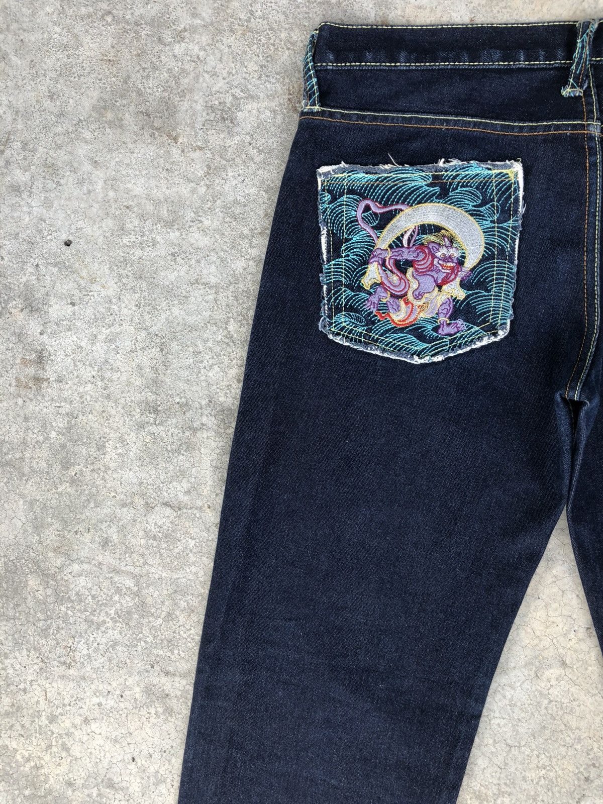 RMC Jeans Red Monkey Company Embroidered Jeans Distressed Size US 33 - 9 Thumbnail