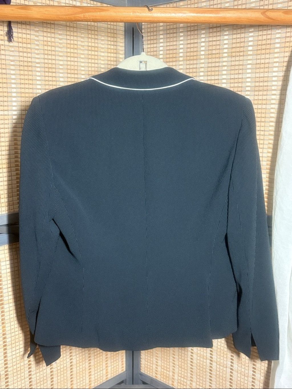 Anne Klein Anne Klein Black Blazer with White Trim petite Size L / US 10 / IT 46 - 5 Thumbnail