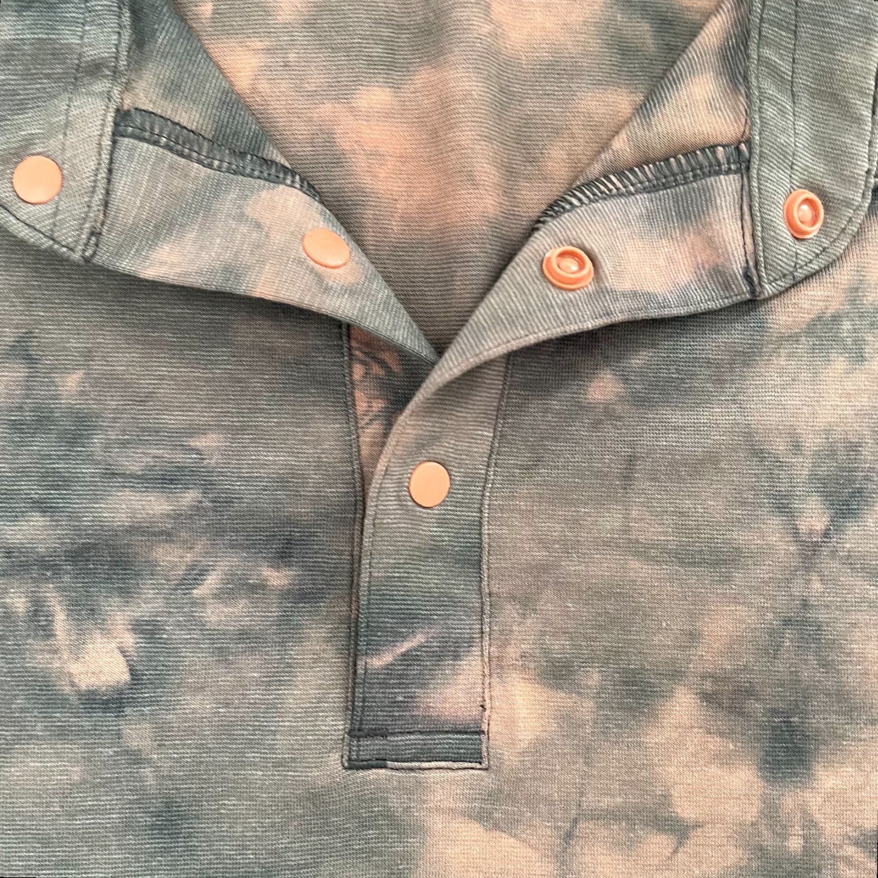 Lululemon VINTAGE Lululemon Polo Shirt Mens Adult Medium Short Sleeve Activewear Casual Travel Blue Tie Dye Athleisure Size US M / EU 48-50 / 2 - 4 Thumbnail