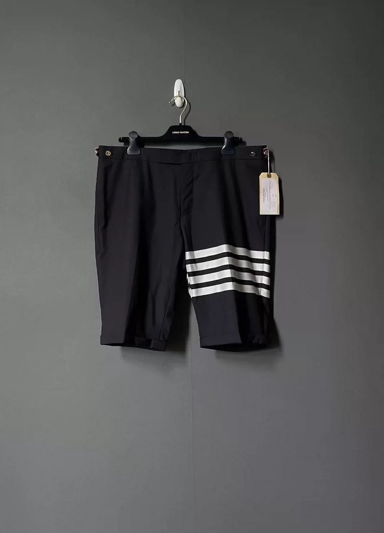 Thom Browne Size 4 Wool suit and shorts 2505-Nextarrow