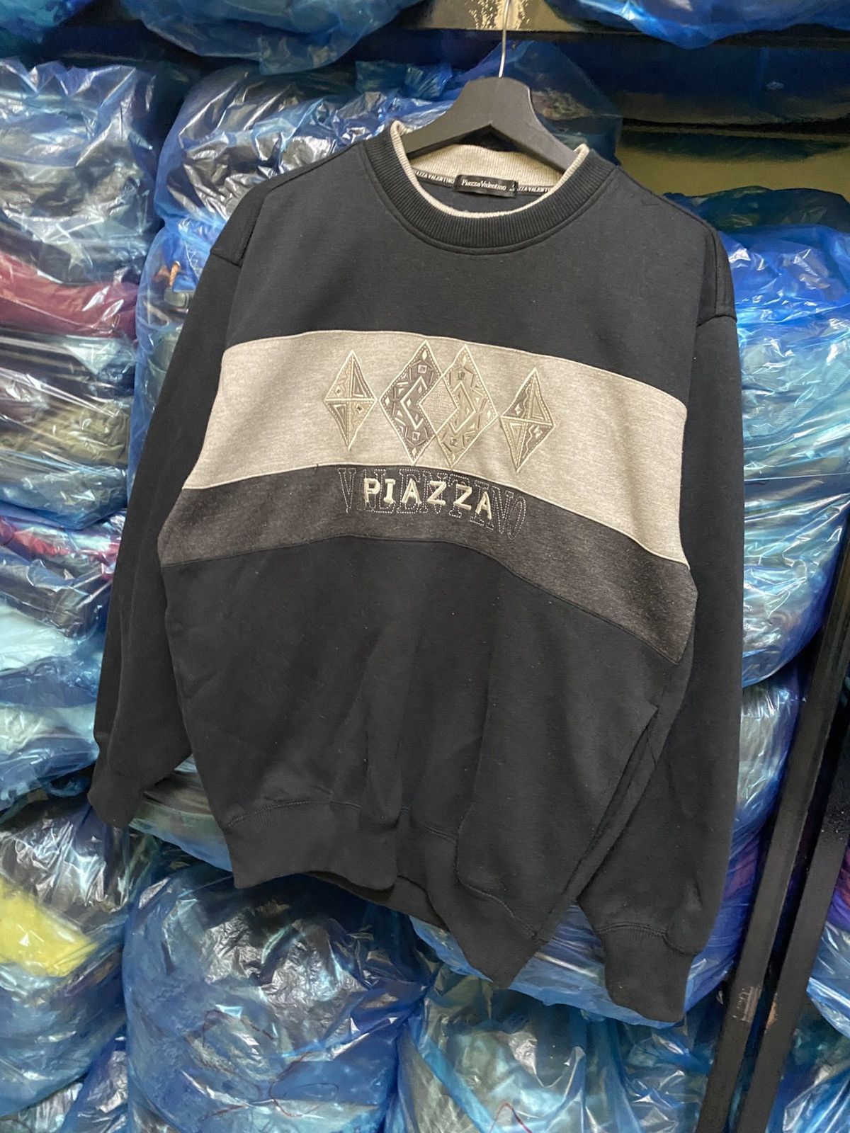 Other VINTAGE 90S PIAZZA VALENTINO SWEATSHIRT Size US L / EU 52-54 / 3 - 2 Thumbnail