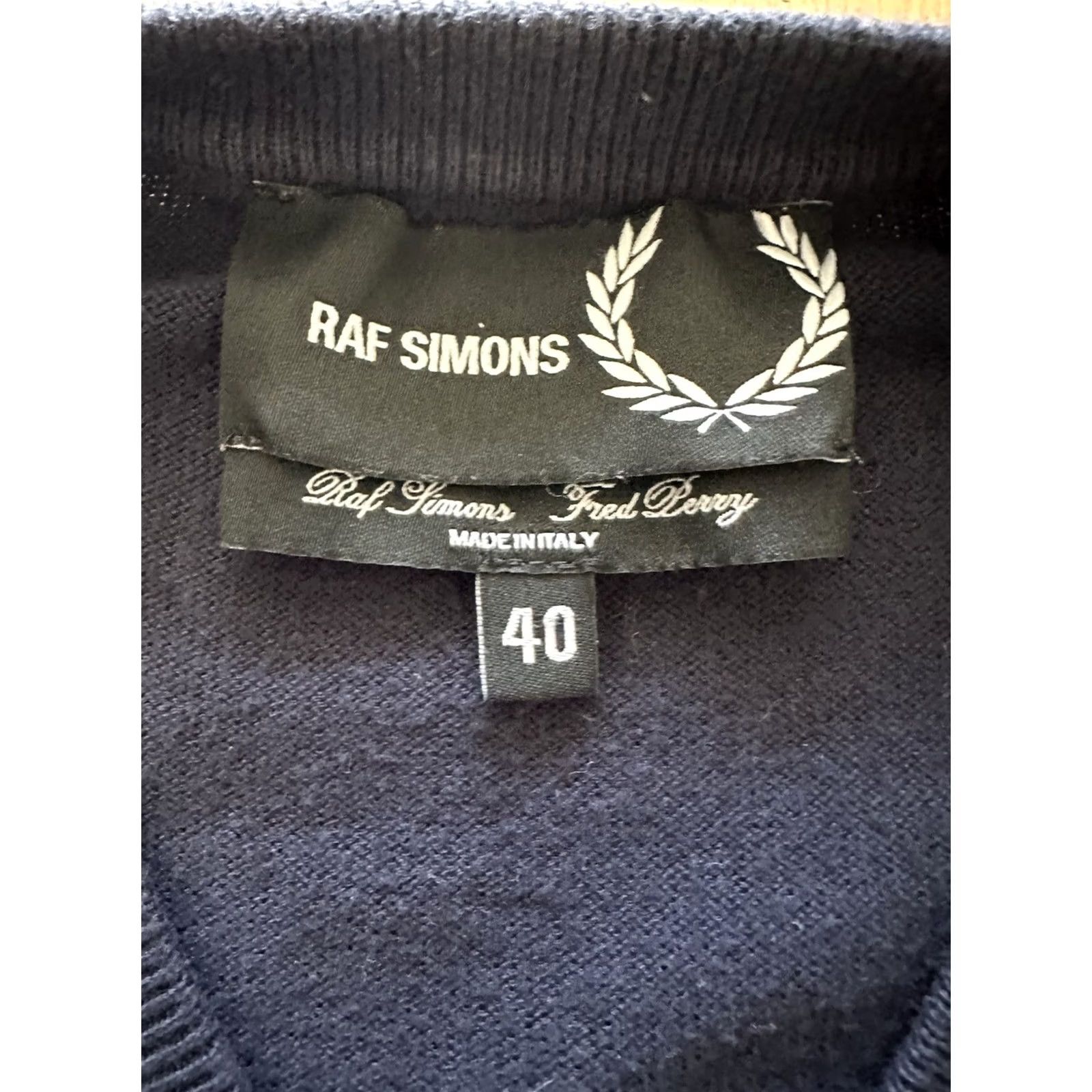 Vintage Fred Perry x Raf Simons Knit V-Neck Light Sweater Navy Blue Size 40 Mens Pullover Knit Cotton Embroidered Logo Vintage: No Size US L / EU 52-54 / 3 - 3 Thumbnail