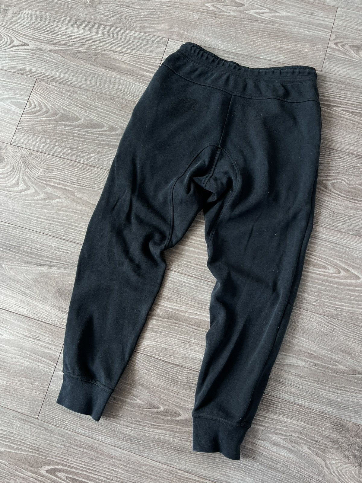 Nike Nike Tech Fleece Big Zip Pocket Triple Black Sweatpants Size US 30 / EU 46 - 11 Thumbnail