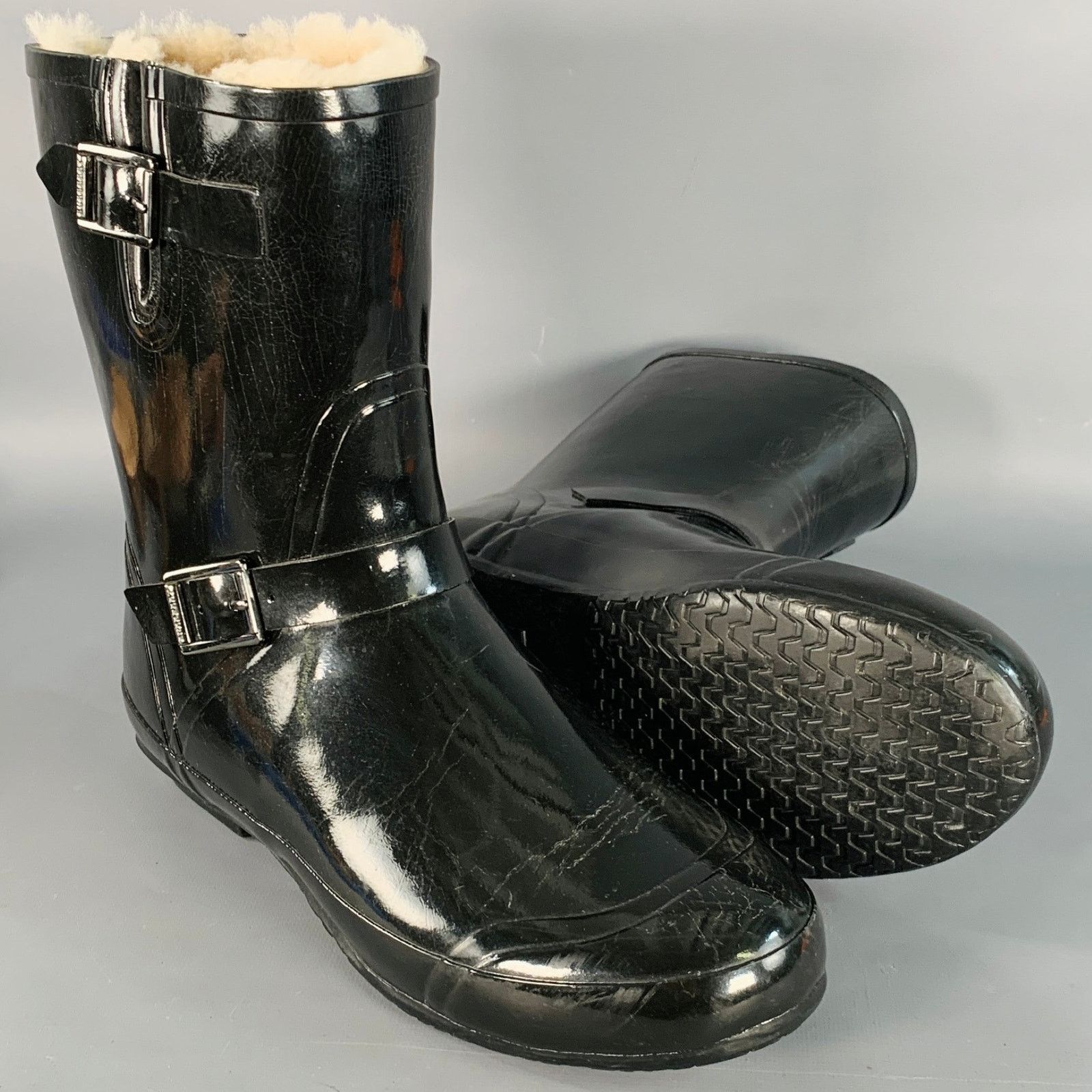 Burberry BURBERRY Size 10 Black Rubber Shearling Lined Rain Boots Size US 10 / EU 43 - 5 Thumbnail