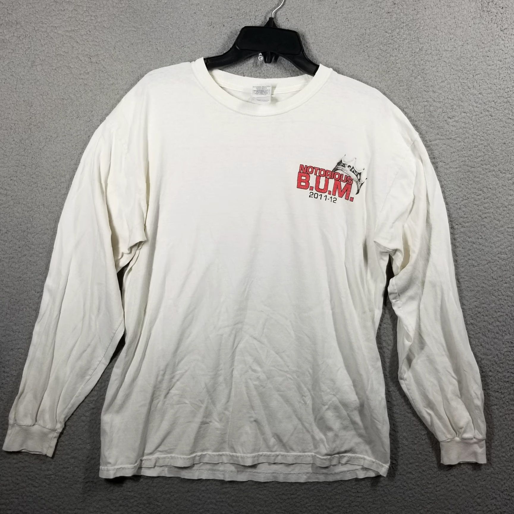 Gildan VINTAGE Notorious B.U.M. Shirt Tee Mens Large White Long Sleeve Graphic Bulldog 2011-12 Mens Size US L / EU 52-54 / 3 - 3 Thumbnail