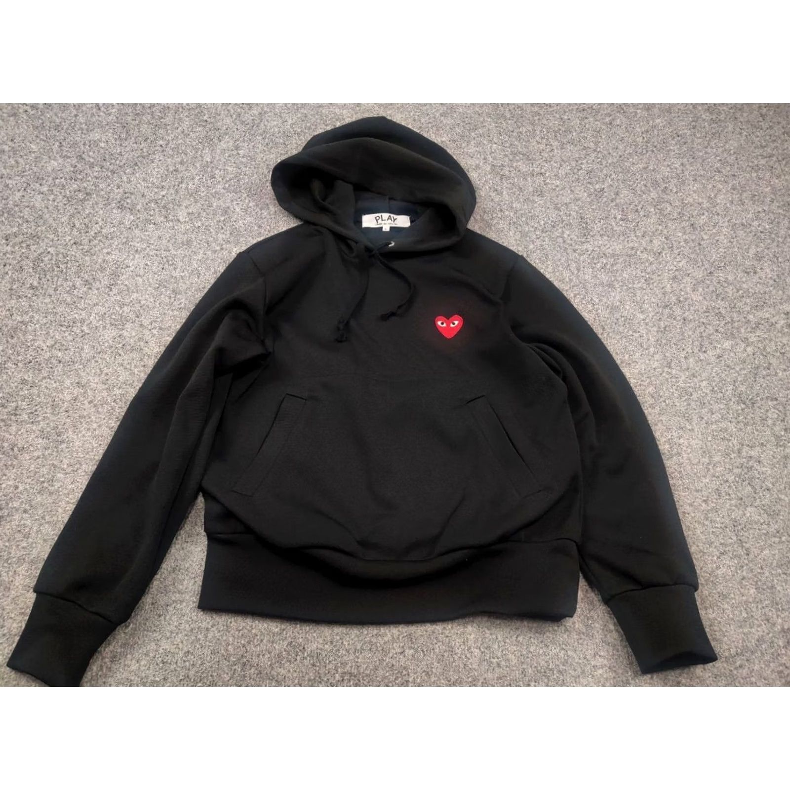 Comme des Garcons Girl Comme Des Garcons Play Authentic Japan Black Pocket Red Heart Logo Hoodie Mens L Hoodie Size US L / EU 52-54 / 3 - 5 Thumbnail