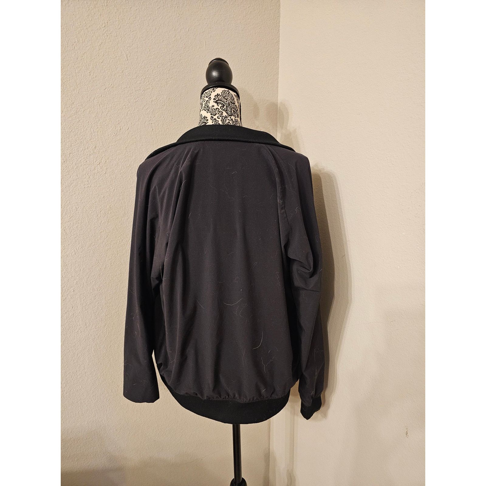 Athleta Athleta Brooklyn Bomber Jacket Black Size Medium Size US M / EU 48-50 / 2 - 3 Thumbnail