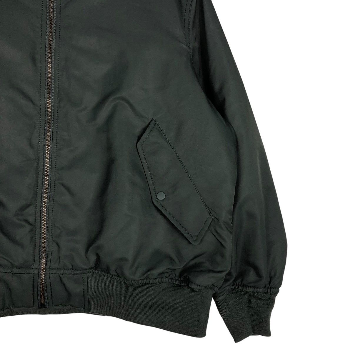 Japanese Brand 📌Vintage Riot Riot Bomber Jacket Fly Uniqlo Japan Size US XL / EU 56 / 4 - 6 Thumbnail