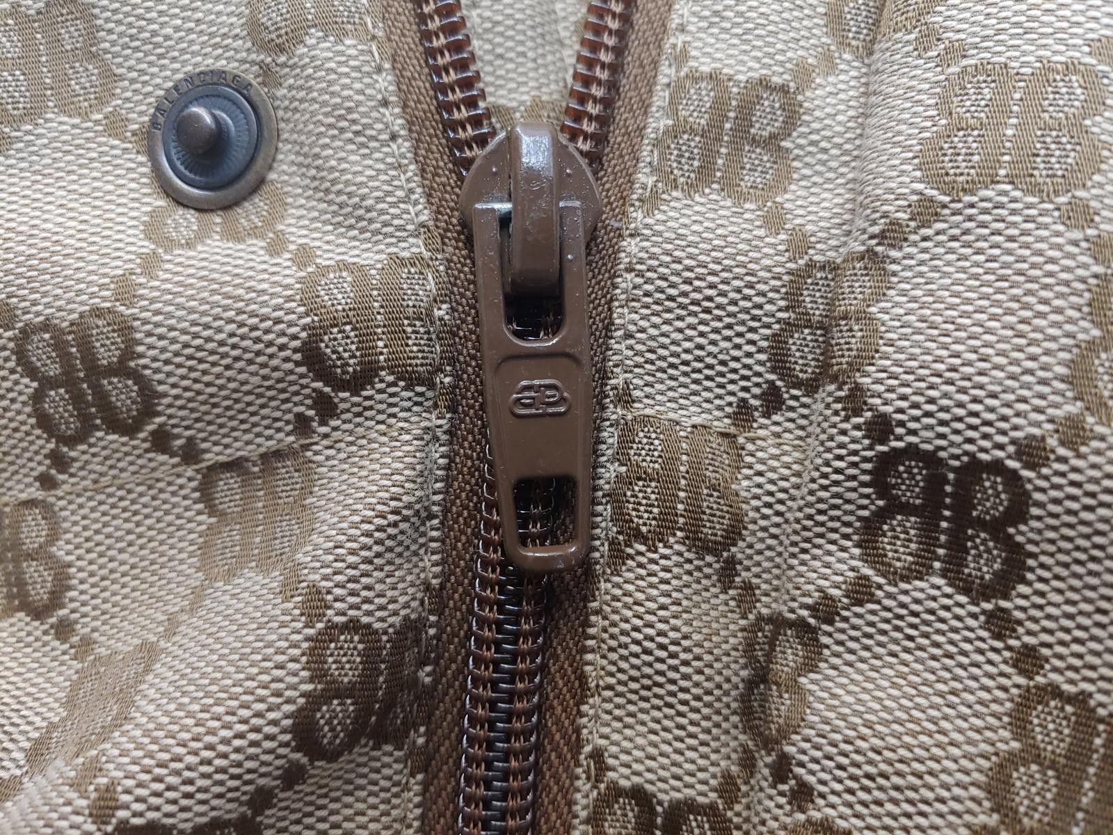 Gucci Gucci X Balenciaga The Hacket Vest in Brown Size US XXL / EU 58 / 5 - 4 Thumbnail