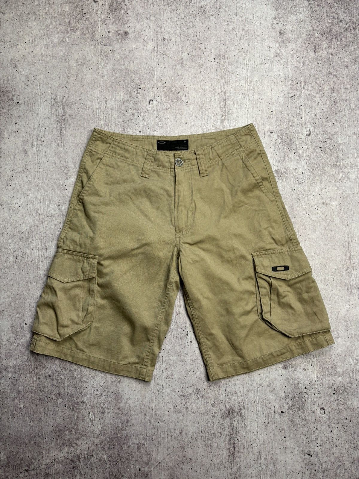 Oakley Oakley cargo shorts size 28 Size US 28 / EU 44 - 1 Thumbnail