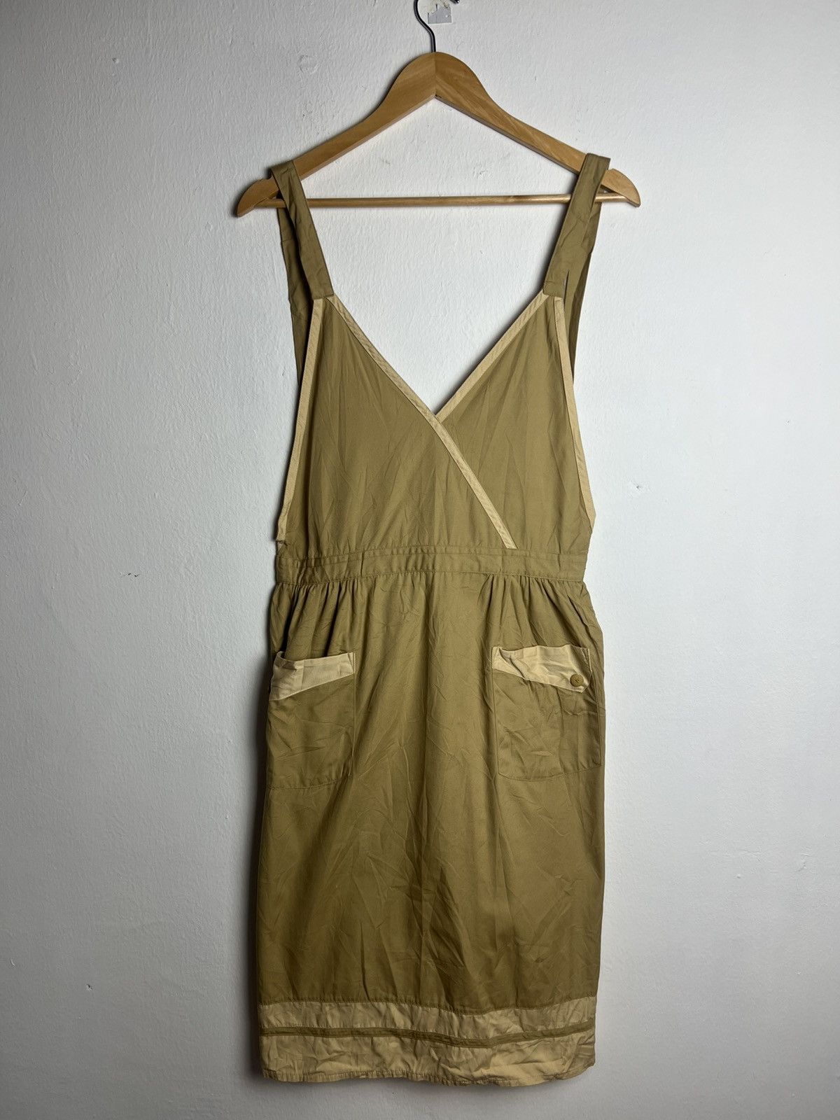 Japanese Brand Khaki Scoop Neck Bib Pinafore Apron Size ONE SIZE - 1 Thumbnail