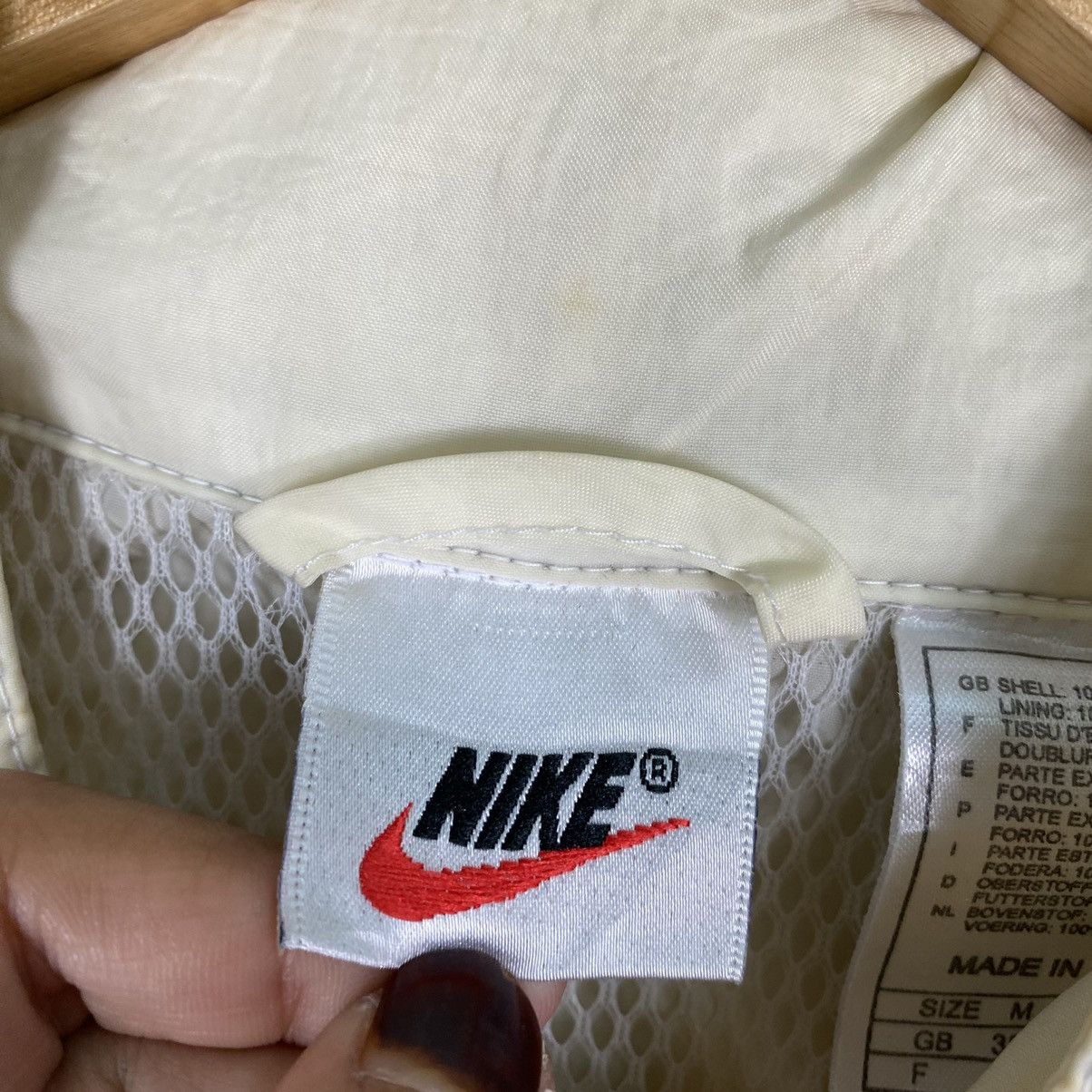 Japanese Brand Vintage 90s Nike Big Swoosh Light Zipper Jacket Size US M / EU 48-50 / 2 - 12 Thumbnail