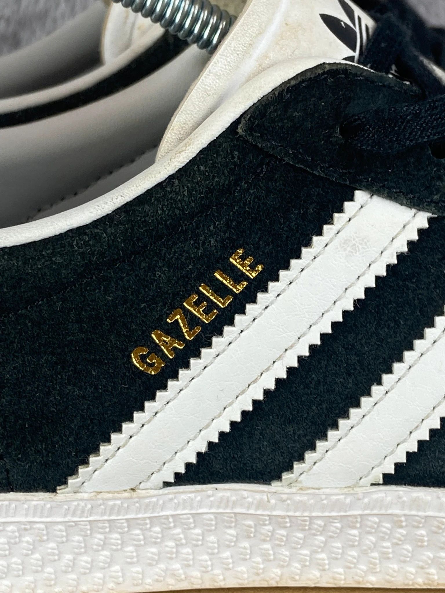 Adidas Adidas Gazelle sneakers black white retro vintage streetwear Size US 5 / EU 37 - 6 Thumbnail