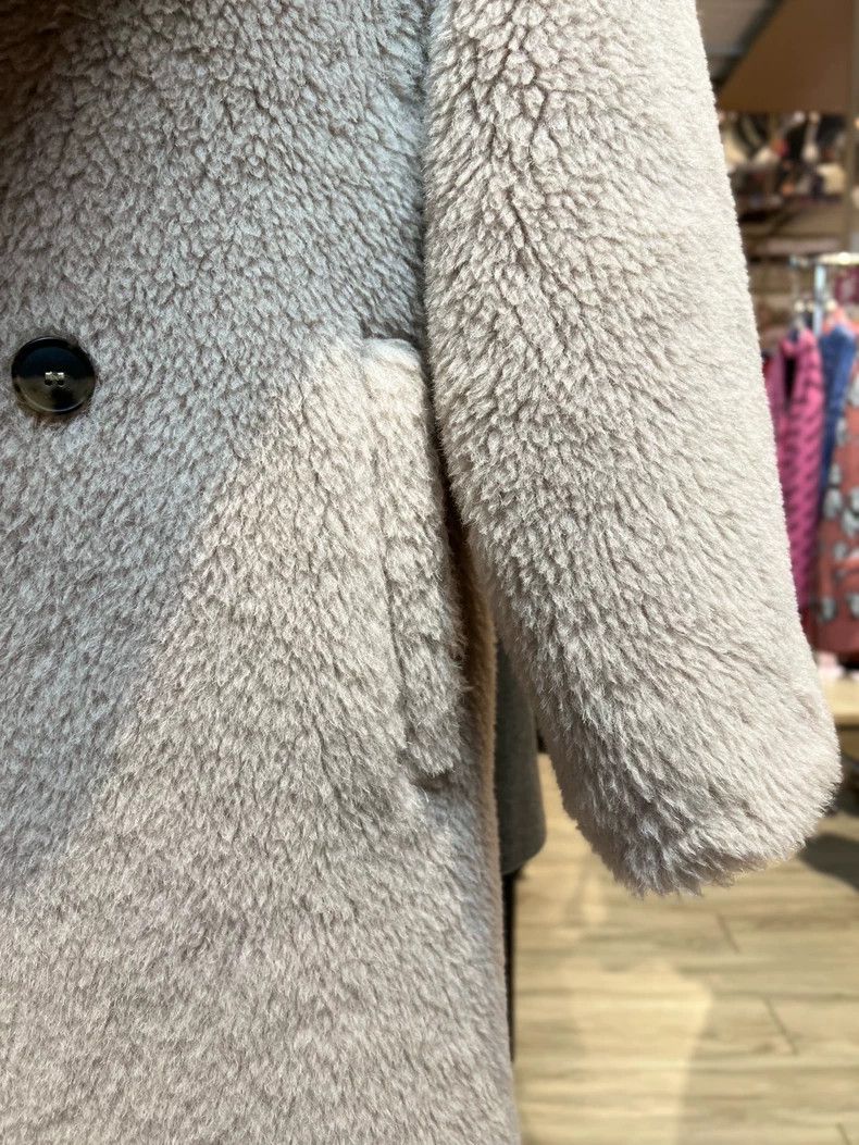 Max Mara Max Mara Sand Teddy Collection Coat Size M / US 6-8 / IT 42-44 - 4 Thumbnail